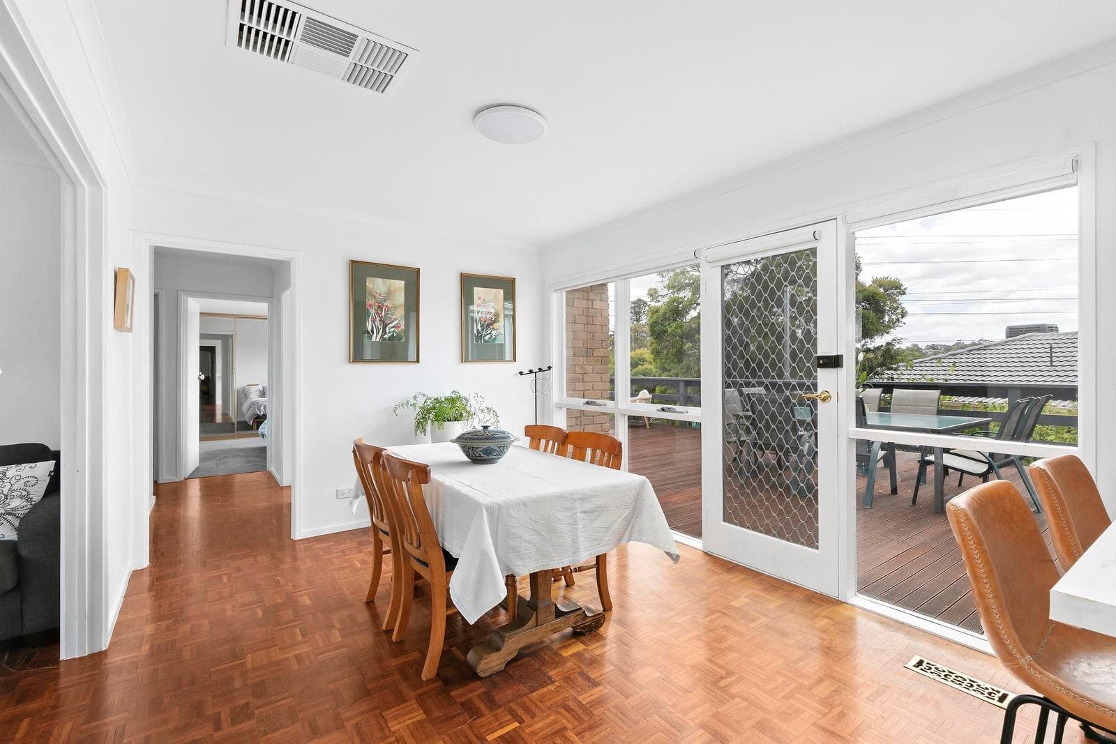 14 Binowee Avenue, Yallambie VIC 3085, Yallambie - Thumbnail 4