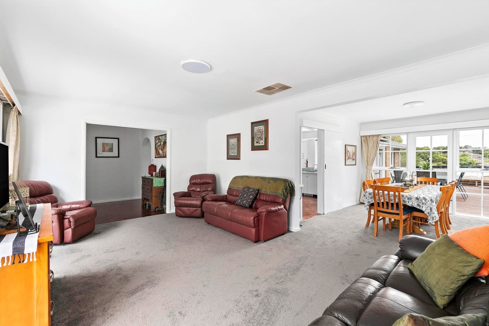14 Binowee Avenue, Yallambie VIC 3085, Yallambie - Thumbnail 5