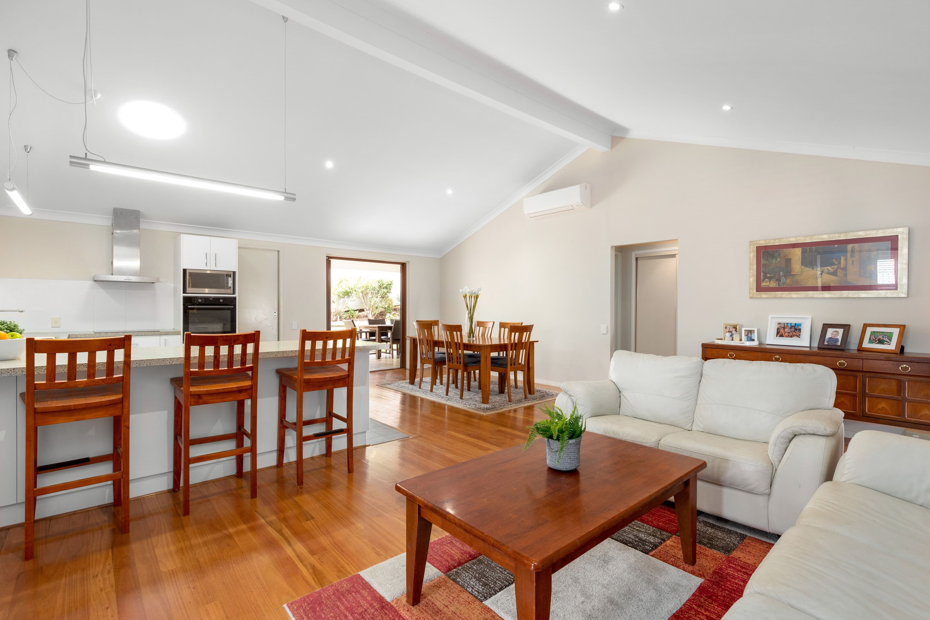 20 Barrabooka Drive, The Gap QLD 4061, The Gap - Thumbnail 2