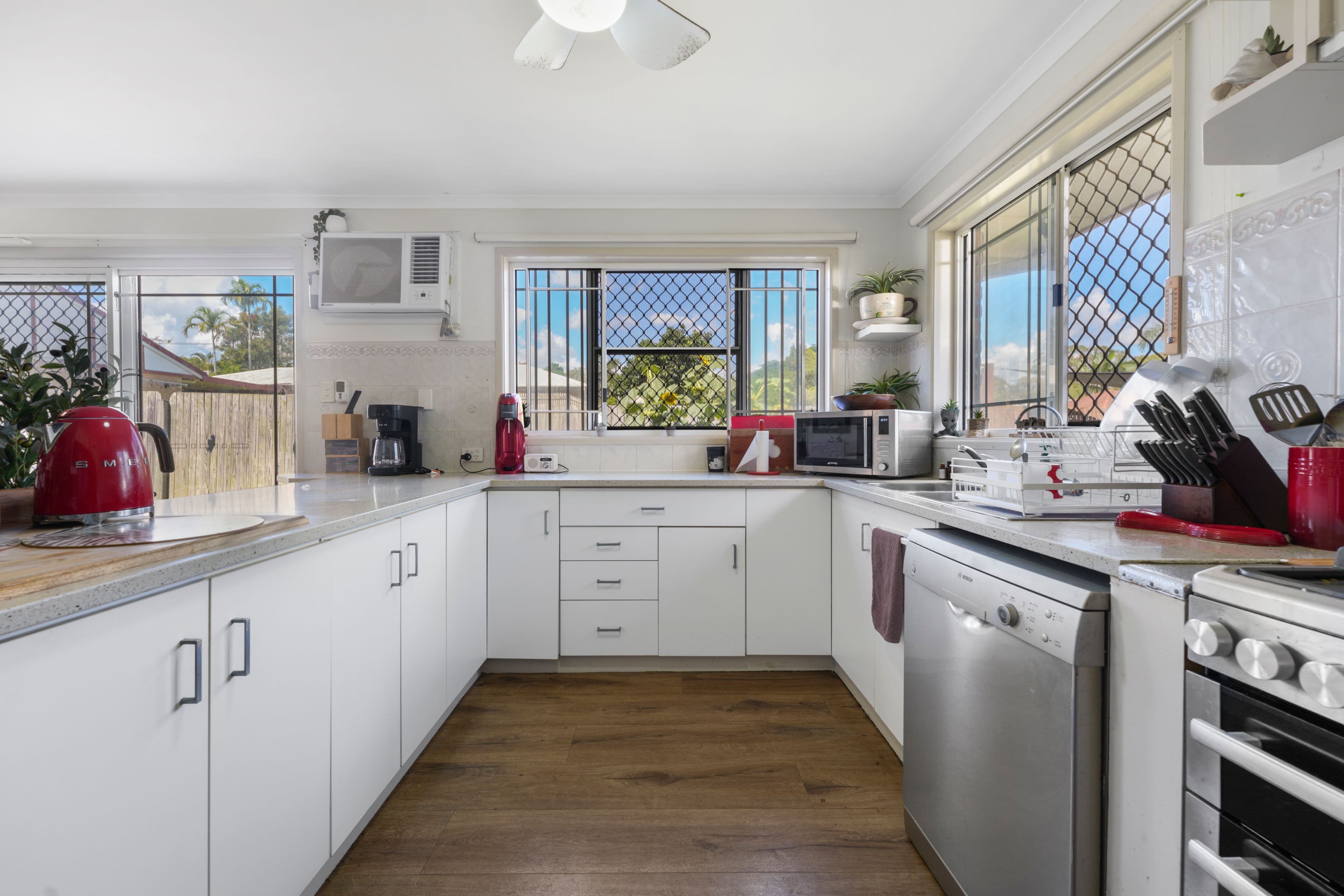 11 Lady Elliot Court, Clinton QLD 4680, Clinton - Thumbnail 4