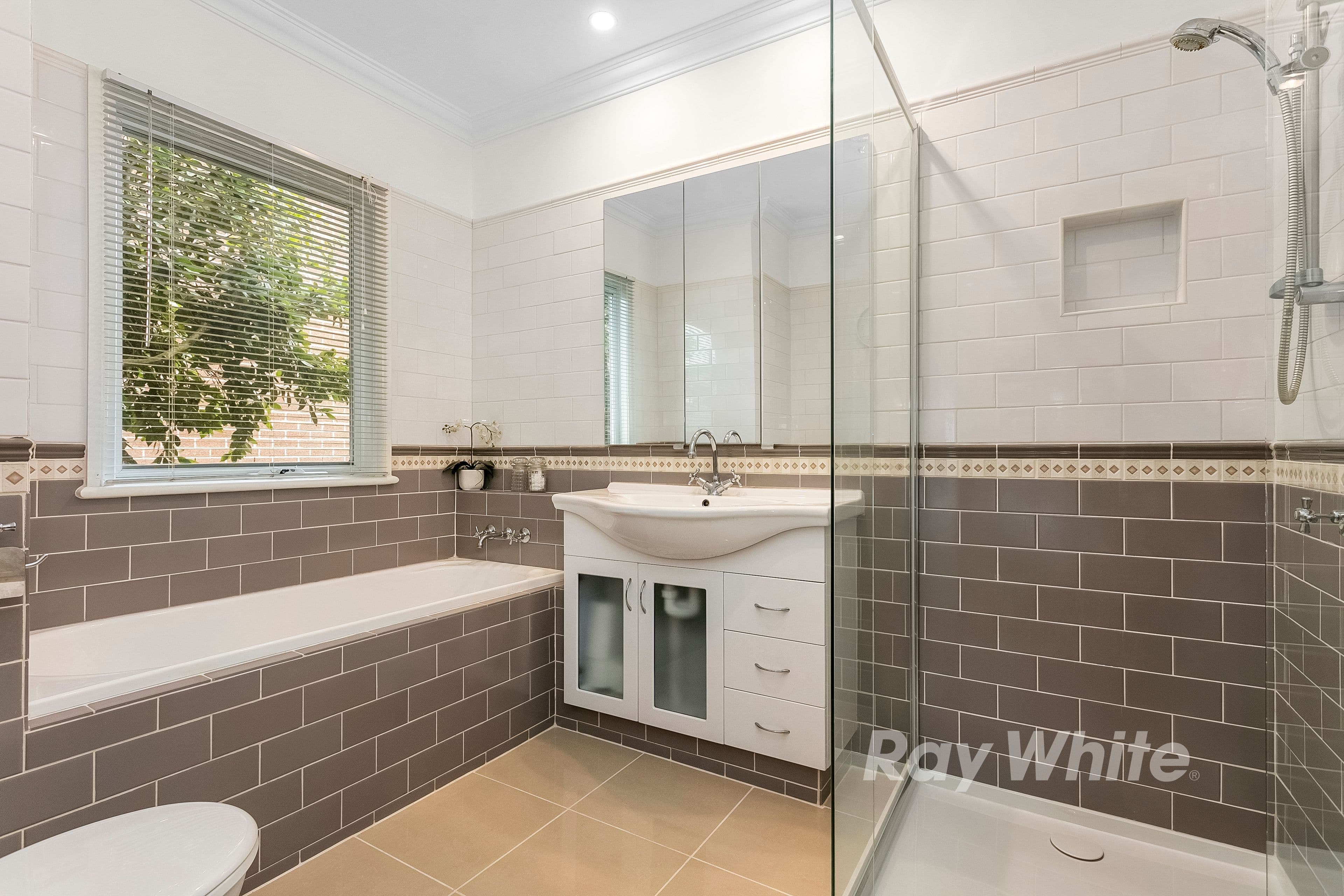 40 Baily Street, Mount Waverley VIC 3149, Mount Waverley - Thumbnail 7