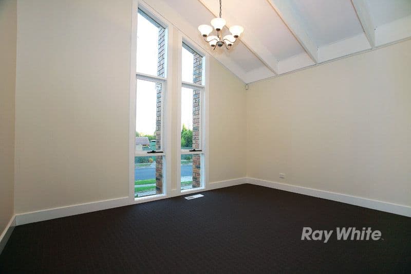 12 Simmonds Court, WANTIRNA SOUTH VIC 3152, Wantirna South - Thumbnail 7
