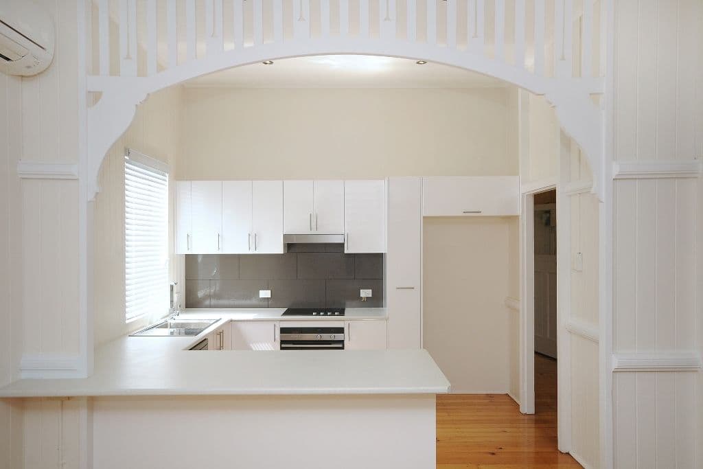 15 Swallow Court, NEWTOWN QLD 4350, Newtown - Thumbnail 2
