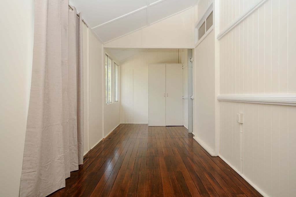 15 Swallow Court, NEWTOWN QLD 4350, Newtown - Thumbnail 7
