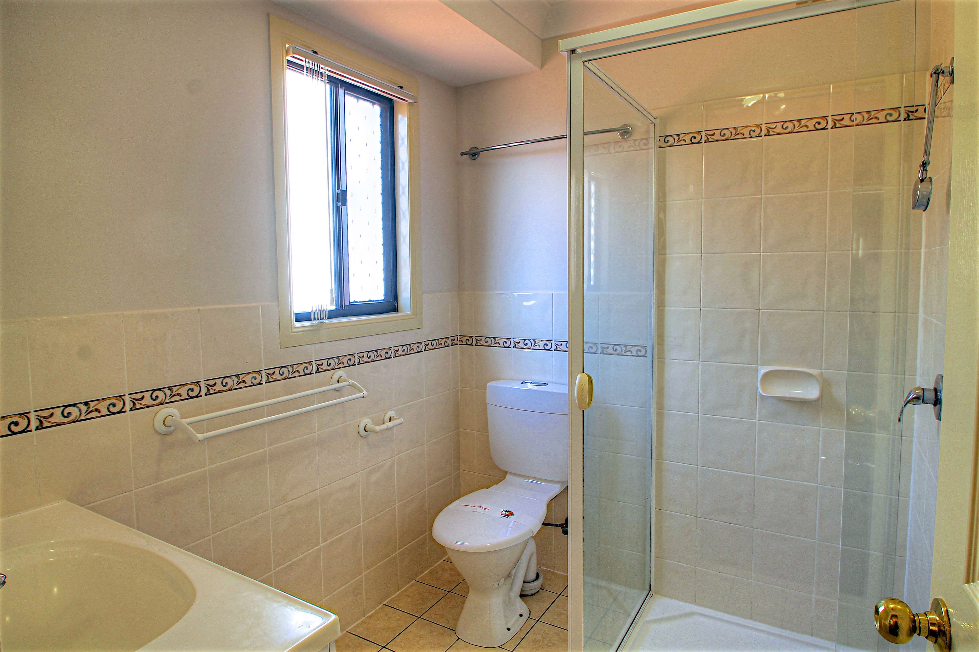 7 Greenbank Street, Chermside QLD 4032, Chermside - Thumbnail 6