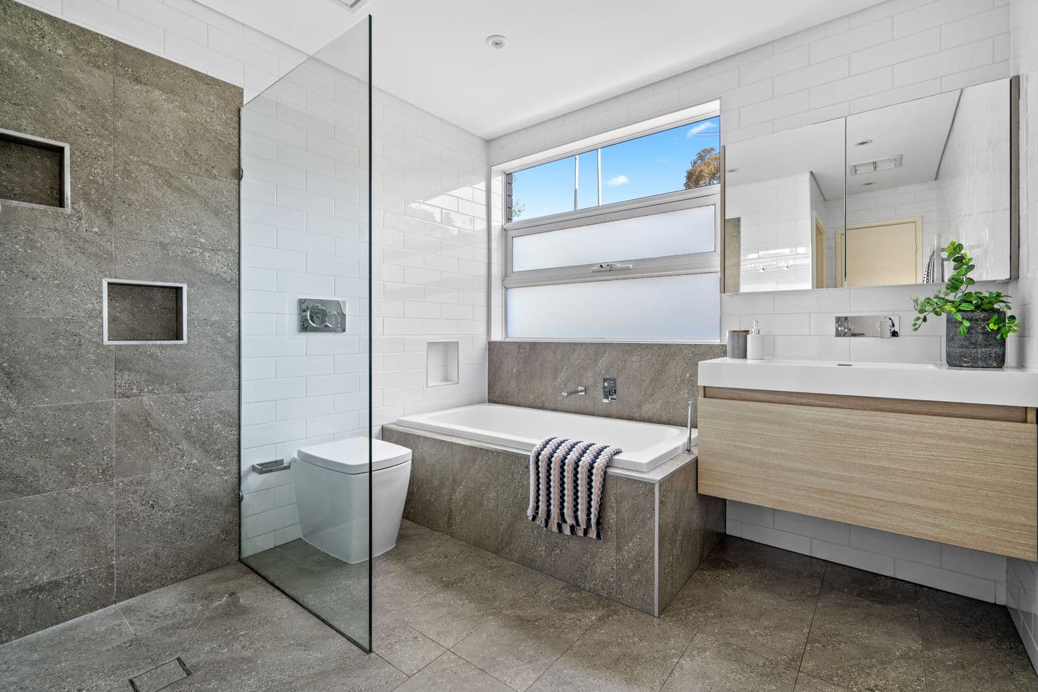9 Tahlee Place, Montmorency VIC 3094, Montmorency - Thumbnail 5