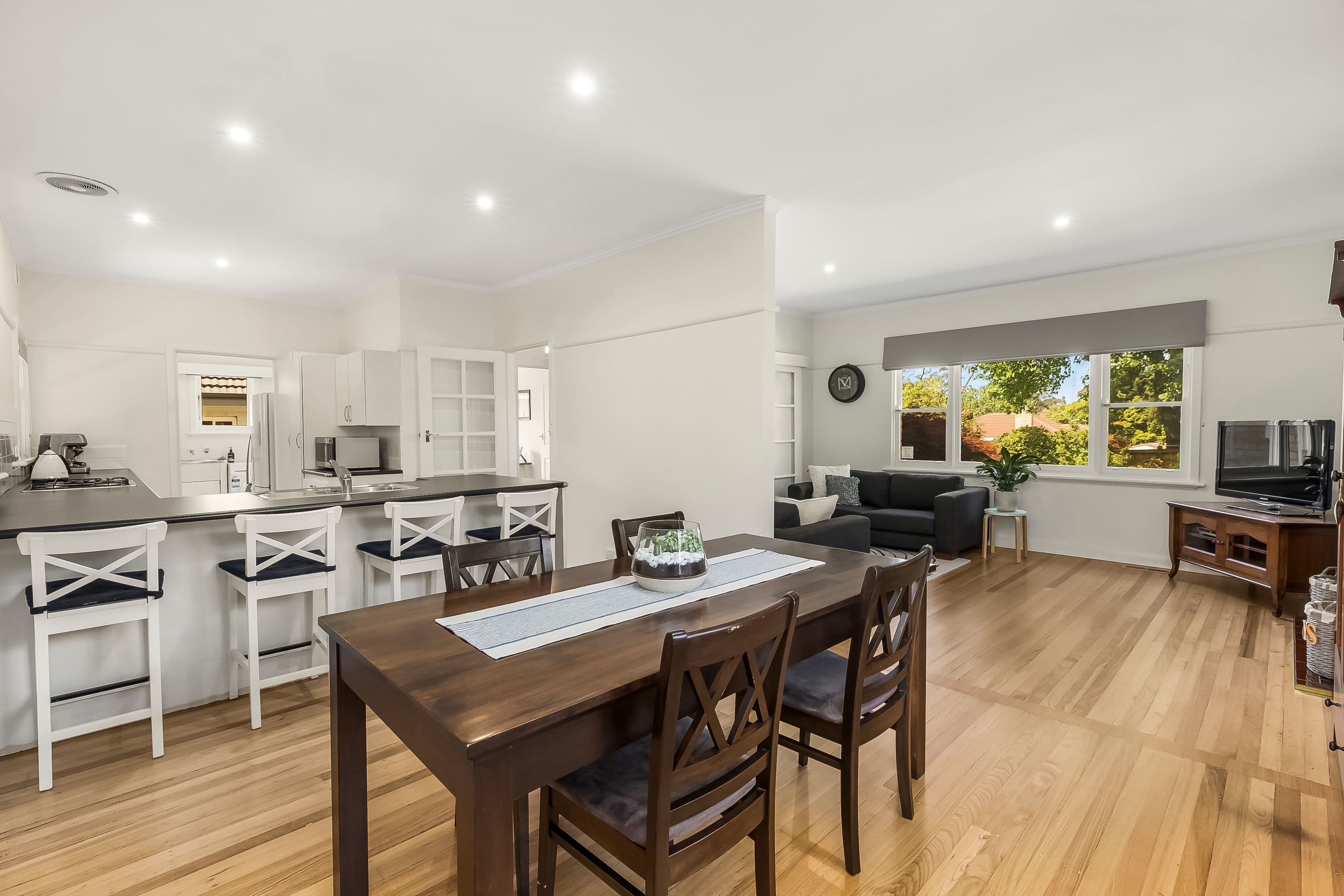 227 Waverley Road, Mount Waverley VIC 3149, Mount Waverley - Thumbnail 4