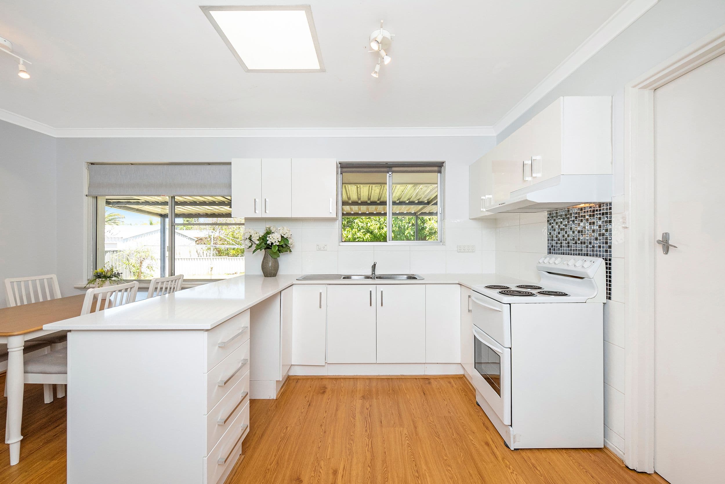 240 Erindale Road, Hamersley WA 6022, Hamersley - Thumbnail 2