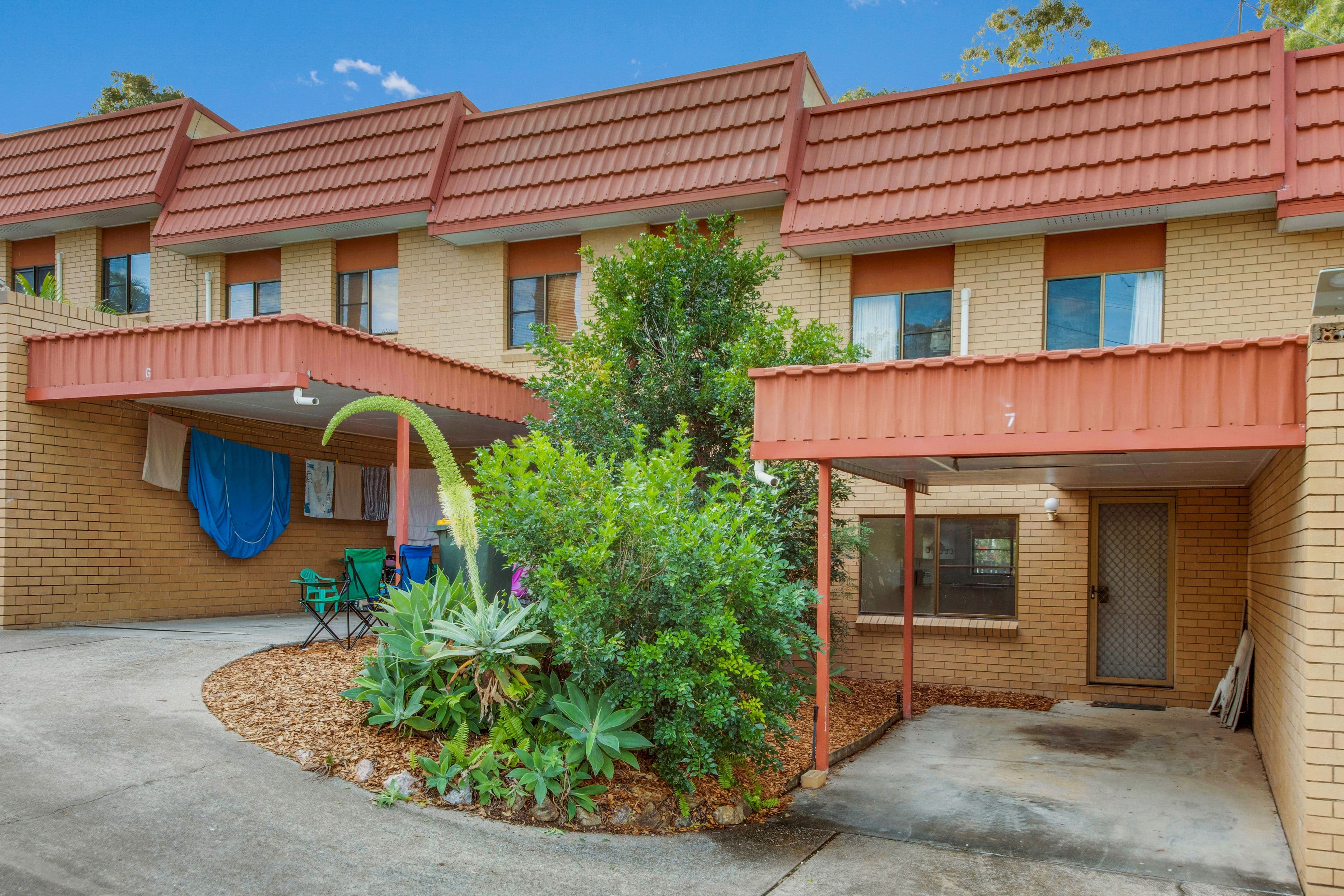 8 Nothling Street, New Auckland QLD 4680, New Auckland - Image 1