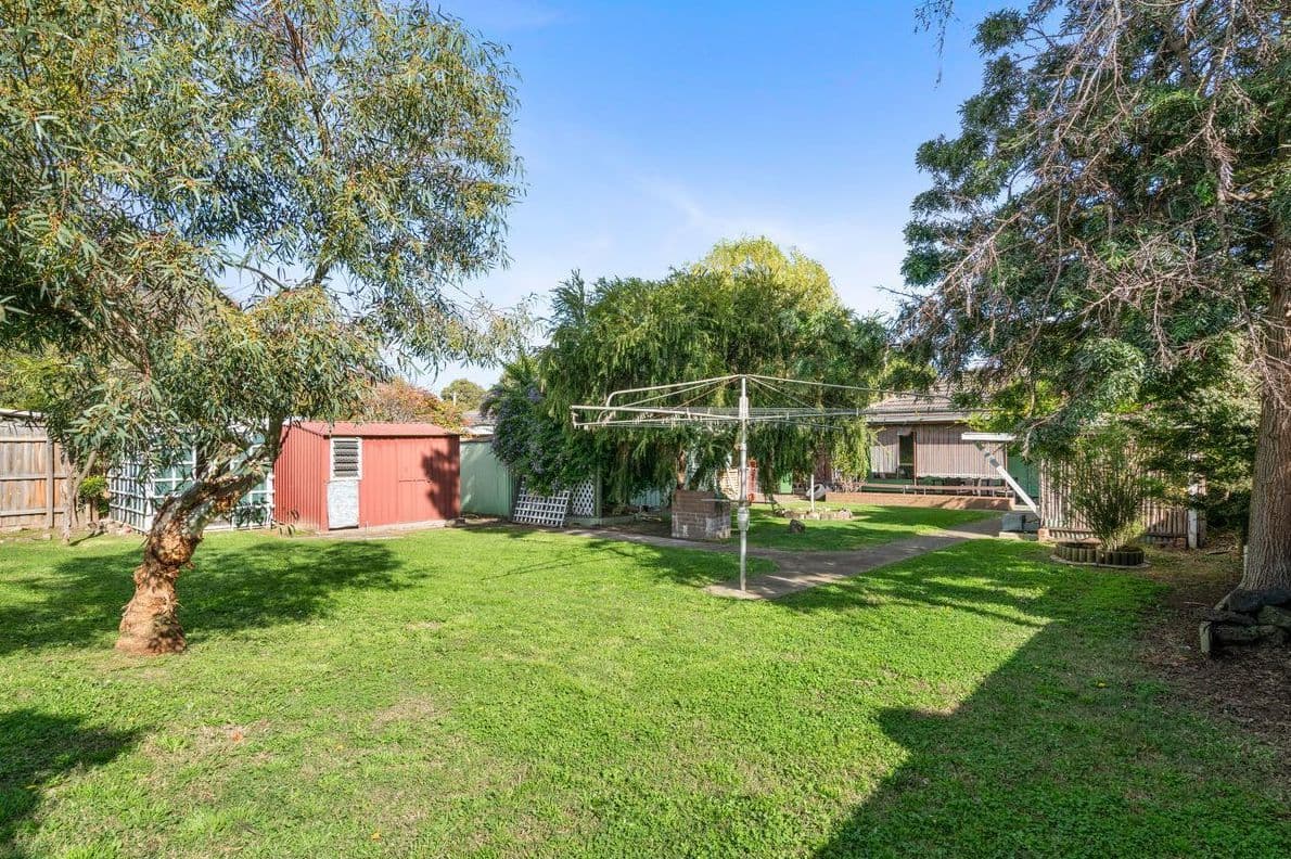 5 Morelle Court, Mooroolbark VIC 3138, Mooroolbark - Thumbnail 3