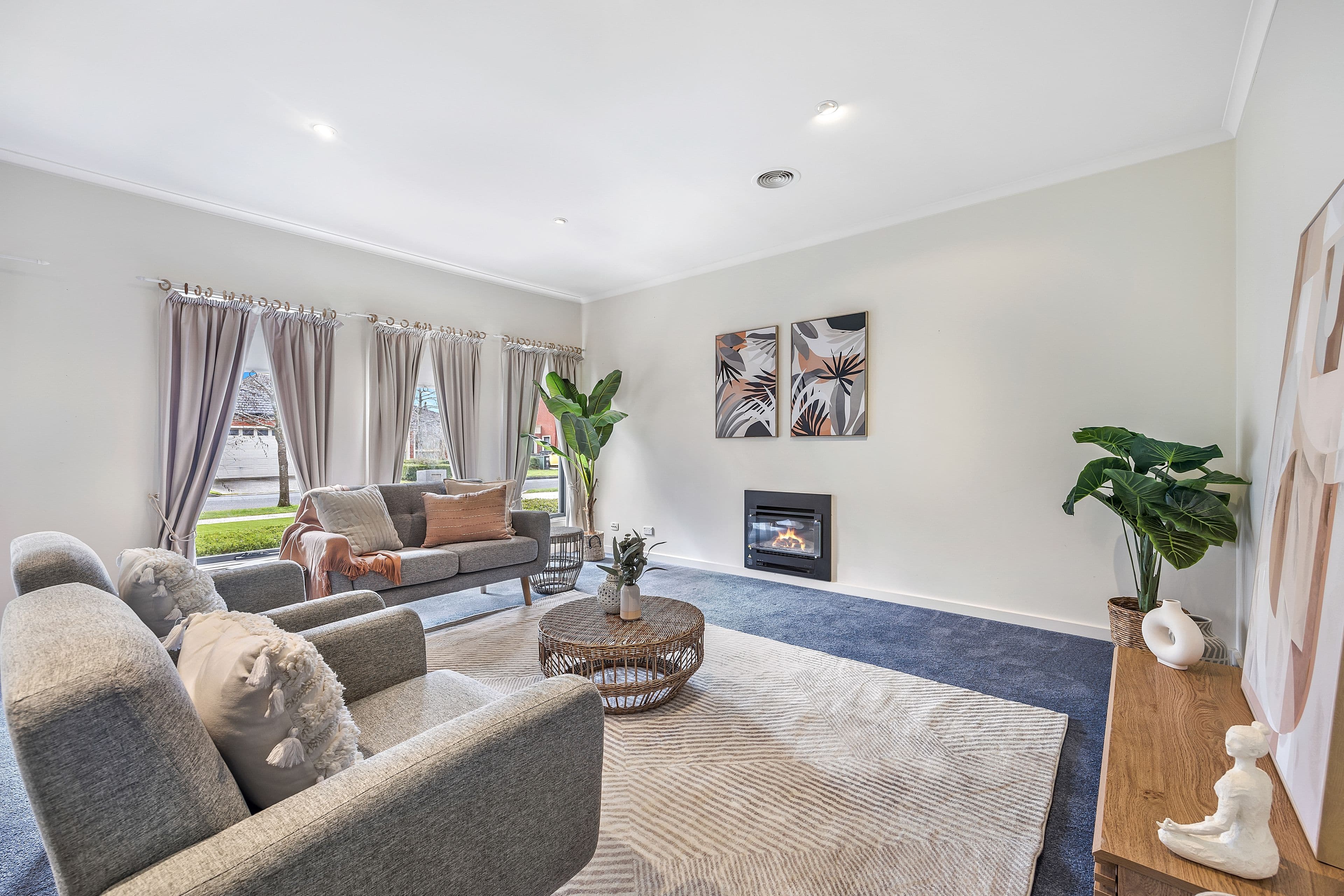 33 St Chester Avenue, Lake Gardens VIC 3355, Lake Gardens - Thumbnail 3