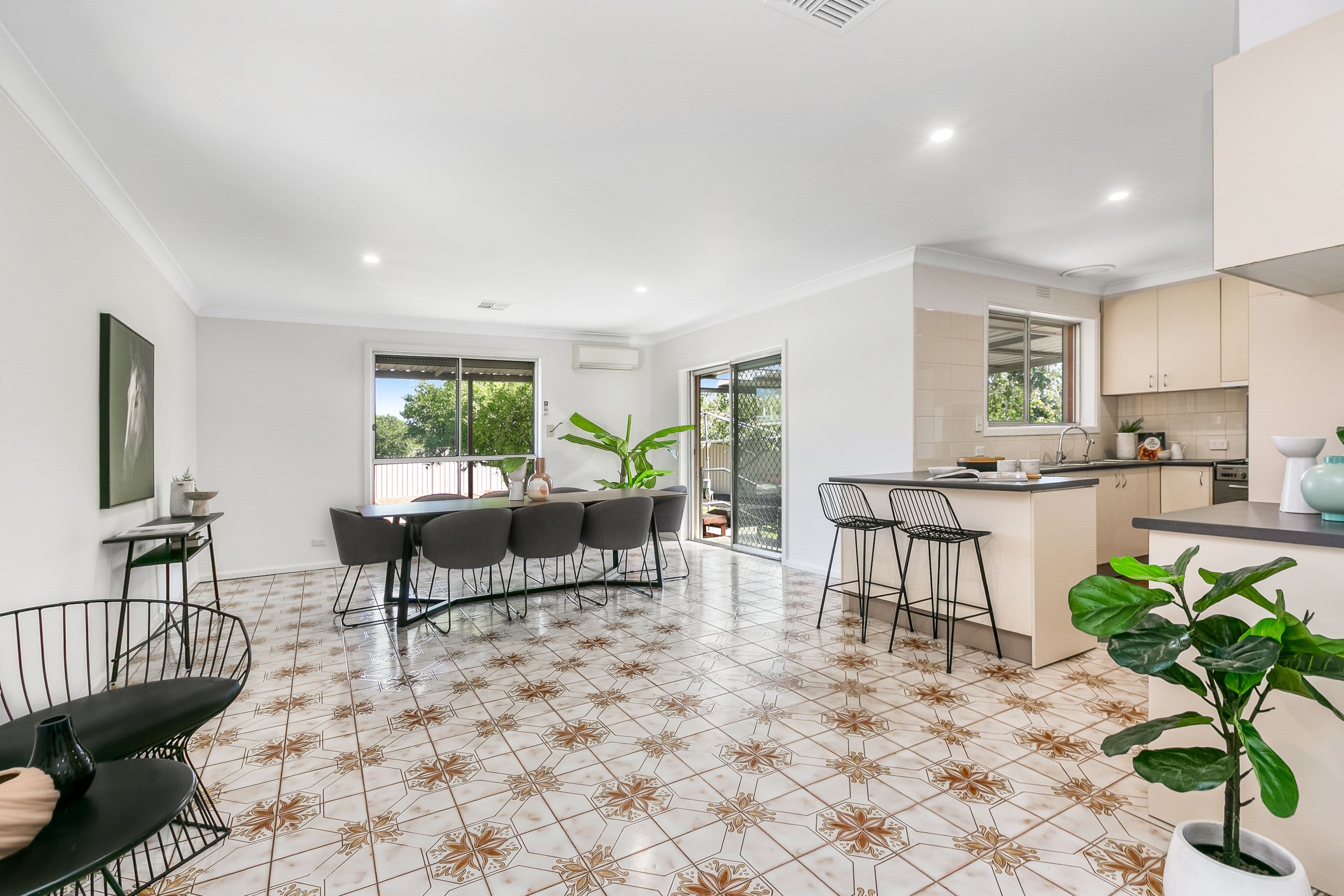 83 Hughes Parade, Reservoir VIC 3073, Reservoir - Thumbnail 7