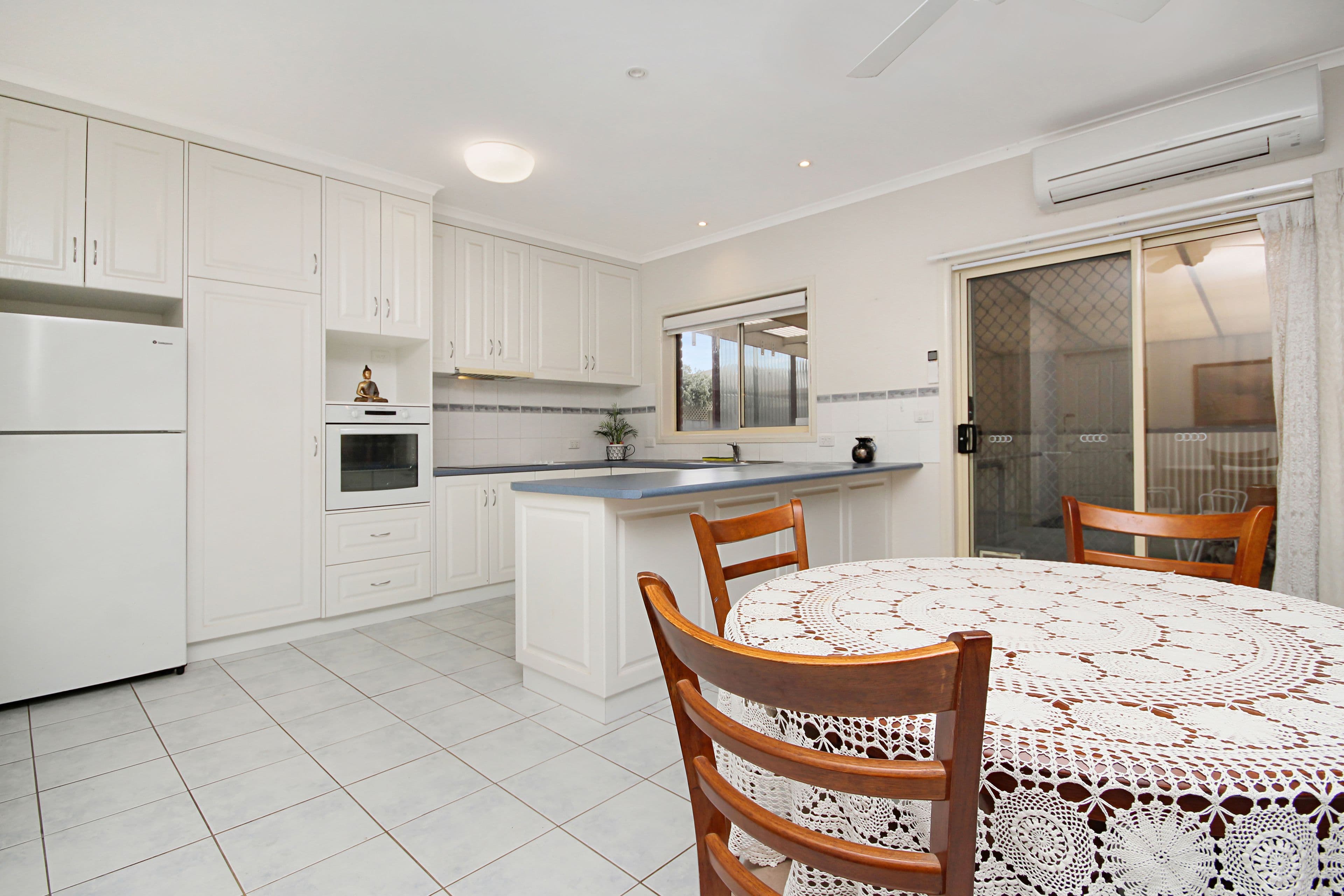 3 Burgess Street, Horsham VIC 3400, Horsham - Thumbnail 3