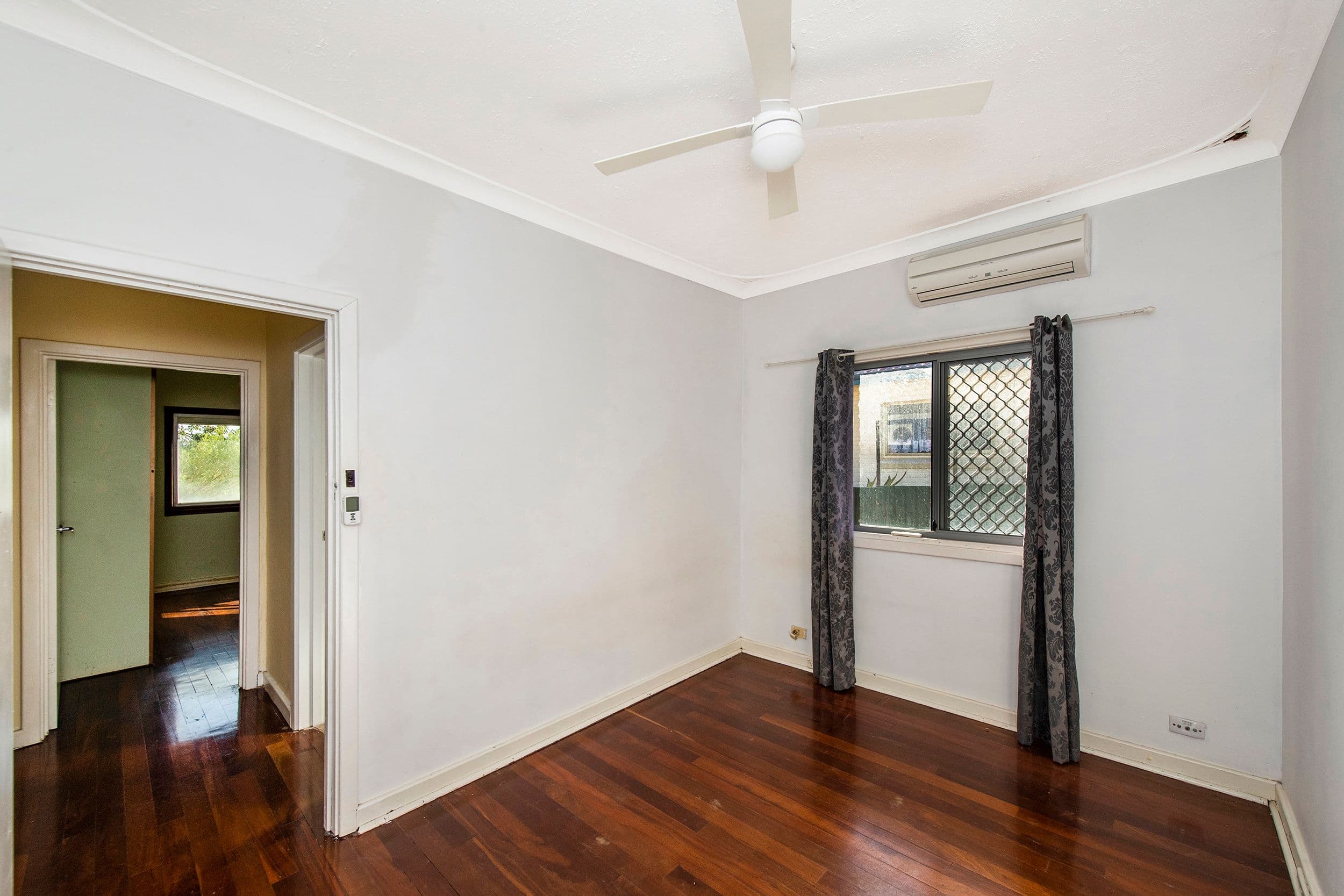 14 Joyce Avenue, Hamilton Hill WA 6163, Hamilton Hill - Thumbnail 7