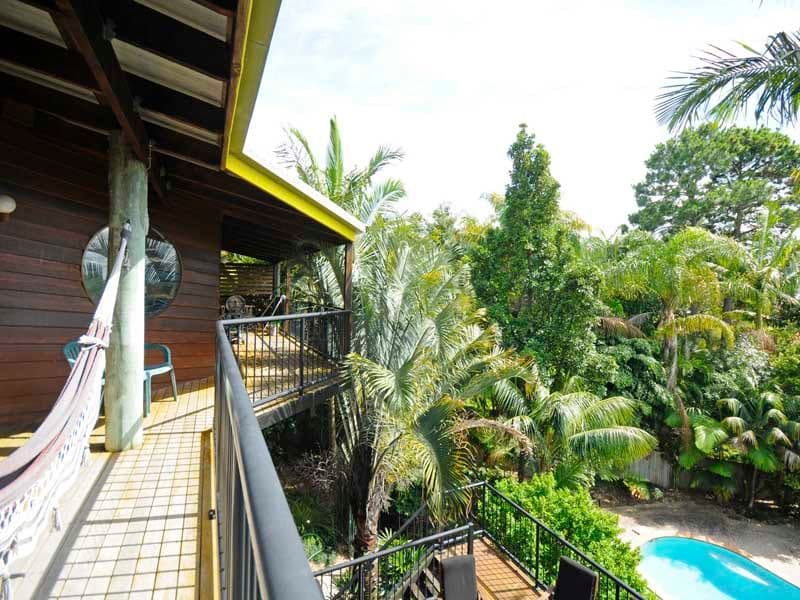 17 Ballidu Close, ELANORA QLD 4221, Elanora - Thumbnail 4
