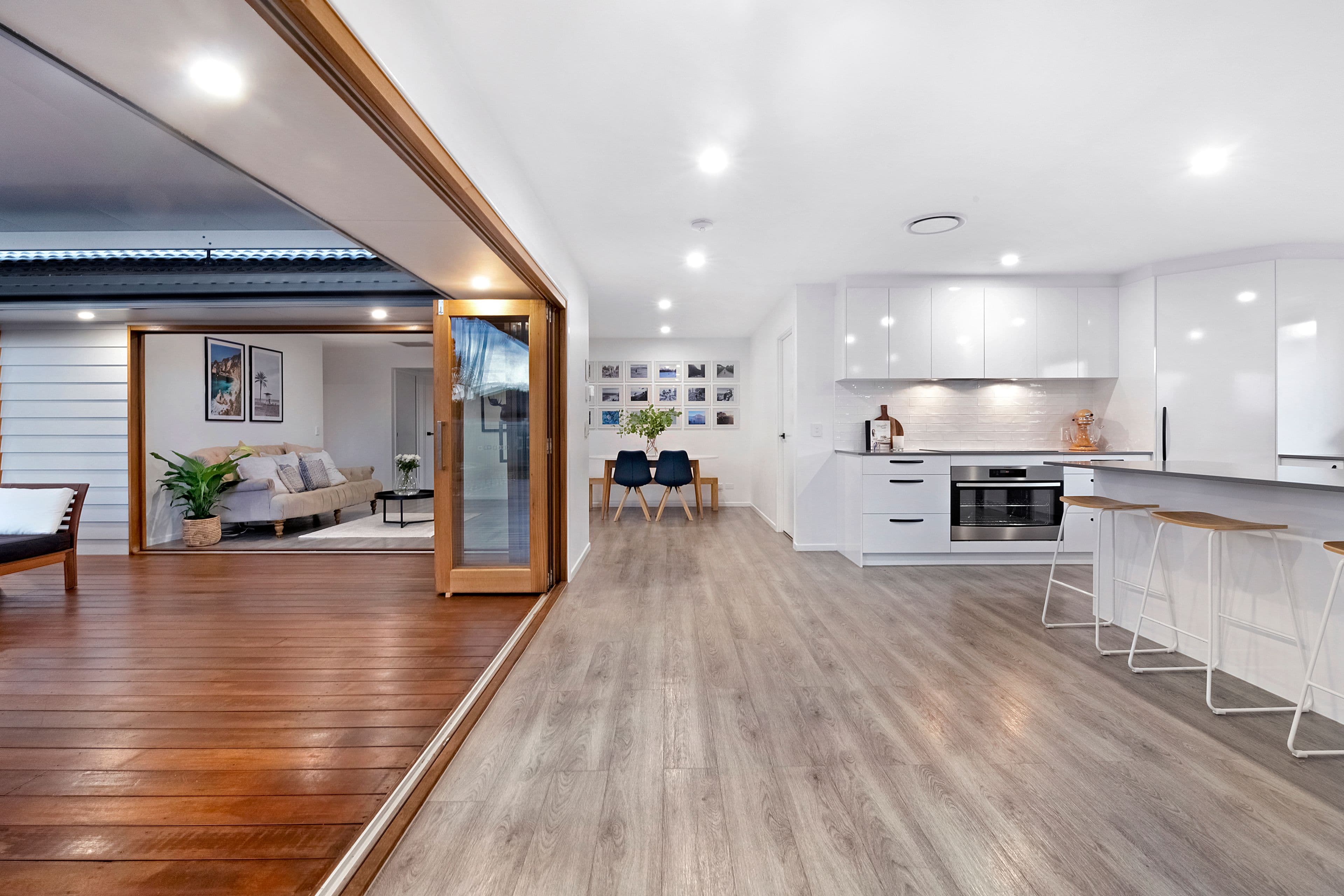 8 Mackay Place, Burleigh Waters QLD 4220, Burleigh Waters - Thumbnail 2