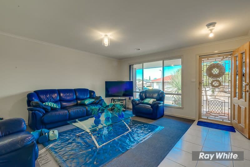 15 Rutman Close, Werribee VIC 3030, Werribee - Thumbnail 4