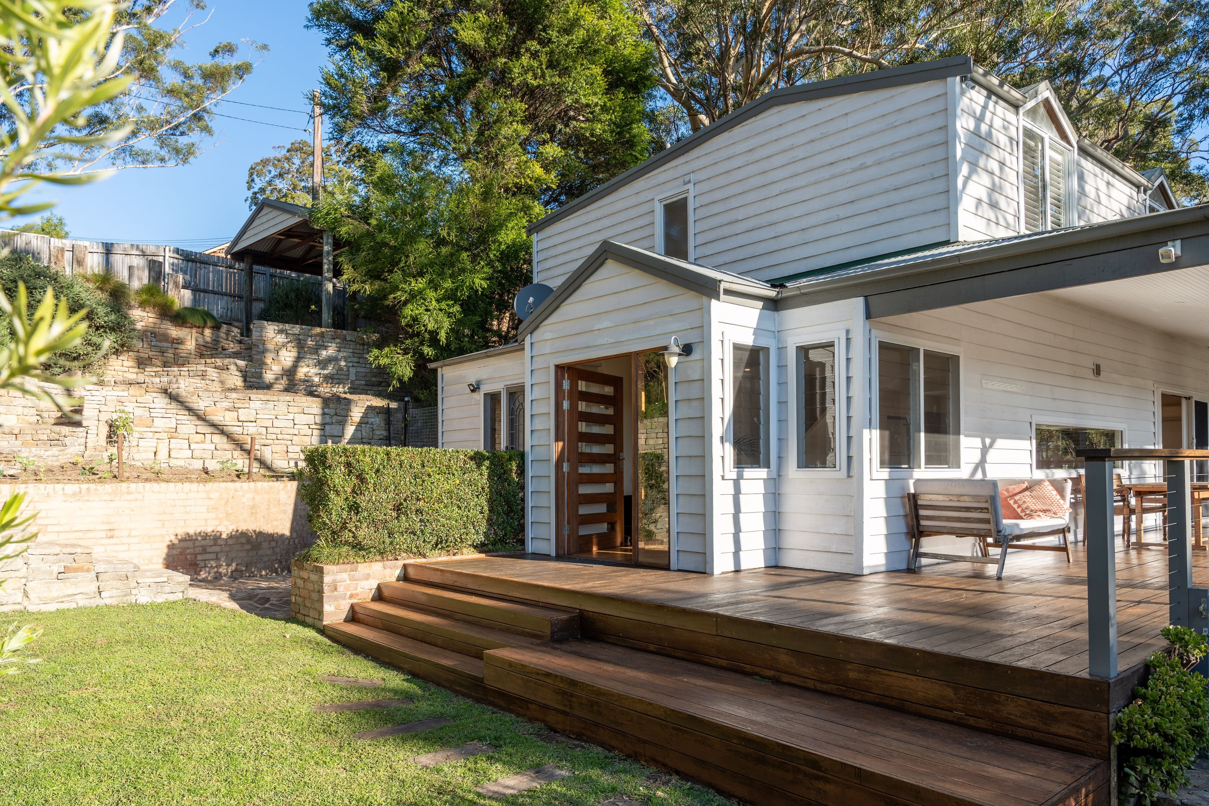 130 The Crescent, Helensburgh NSW 2508, Helensburgh - Image 1