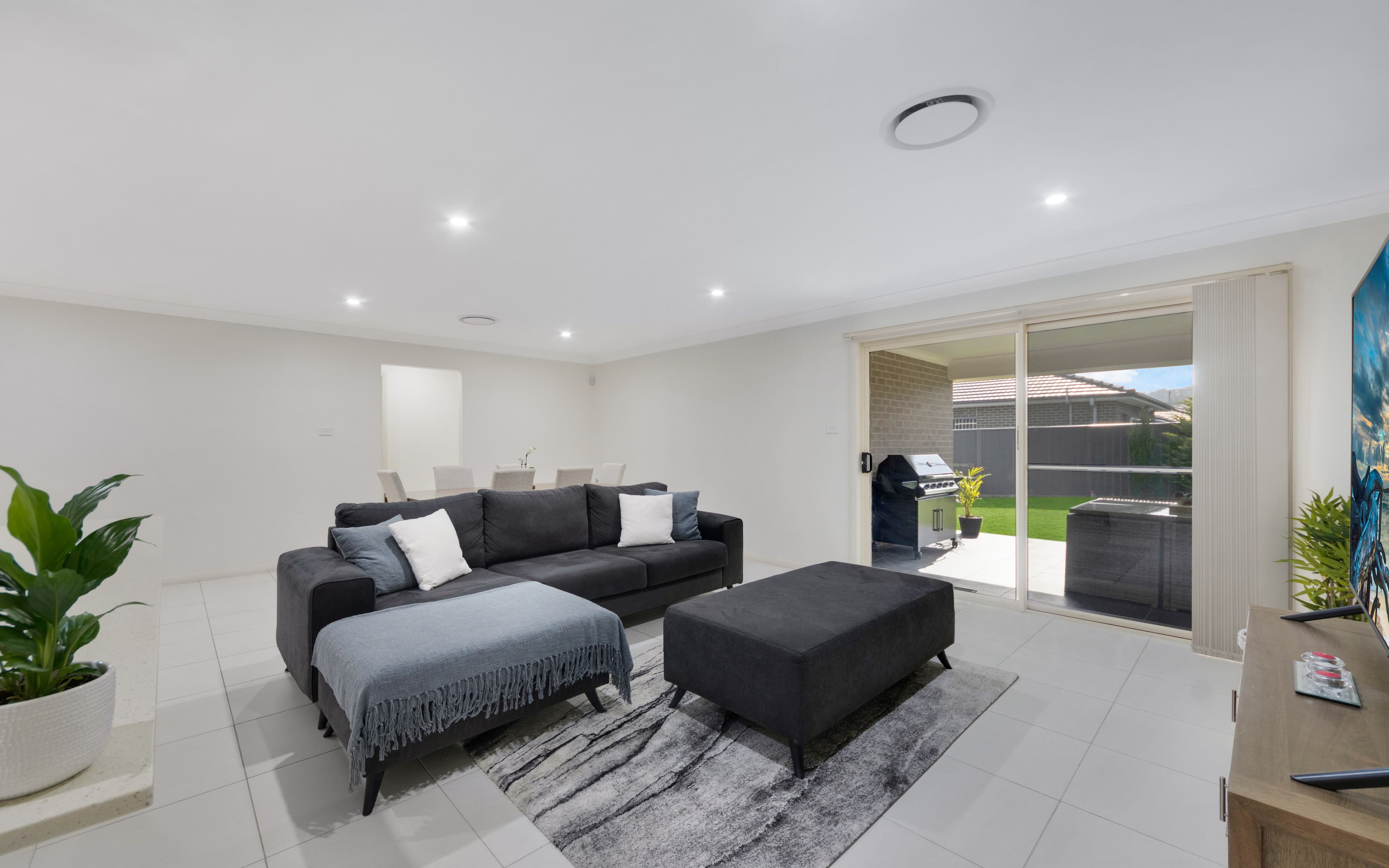 91 Easton Avenue, Spring Farm NSW 2570, Spring Farm - Thumbnail 4