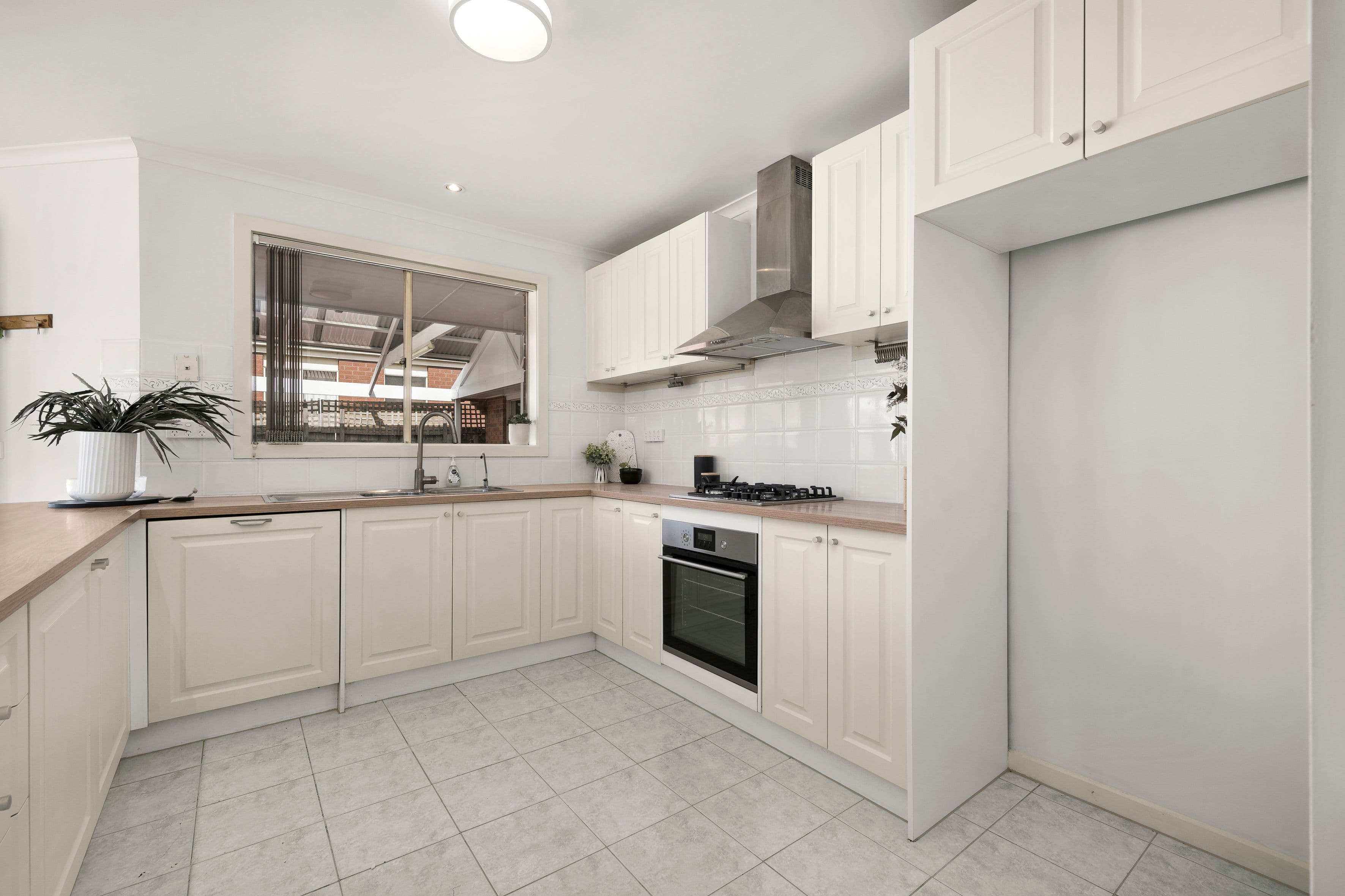 79 Taggerty Crescent, Meadow Heights VIC 3048, Meadow Heights - Thumbnail 7