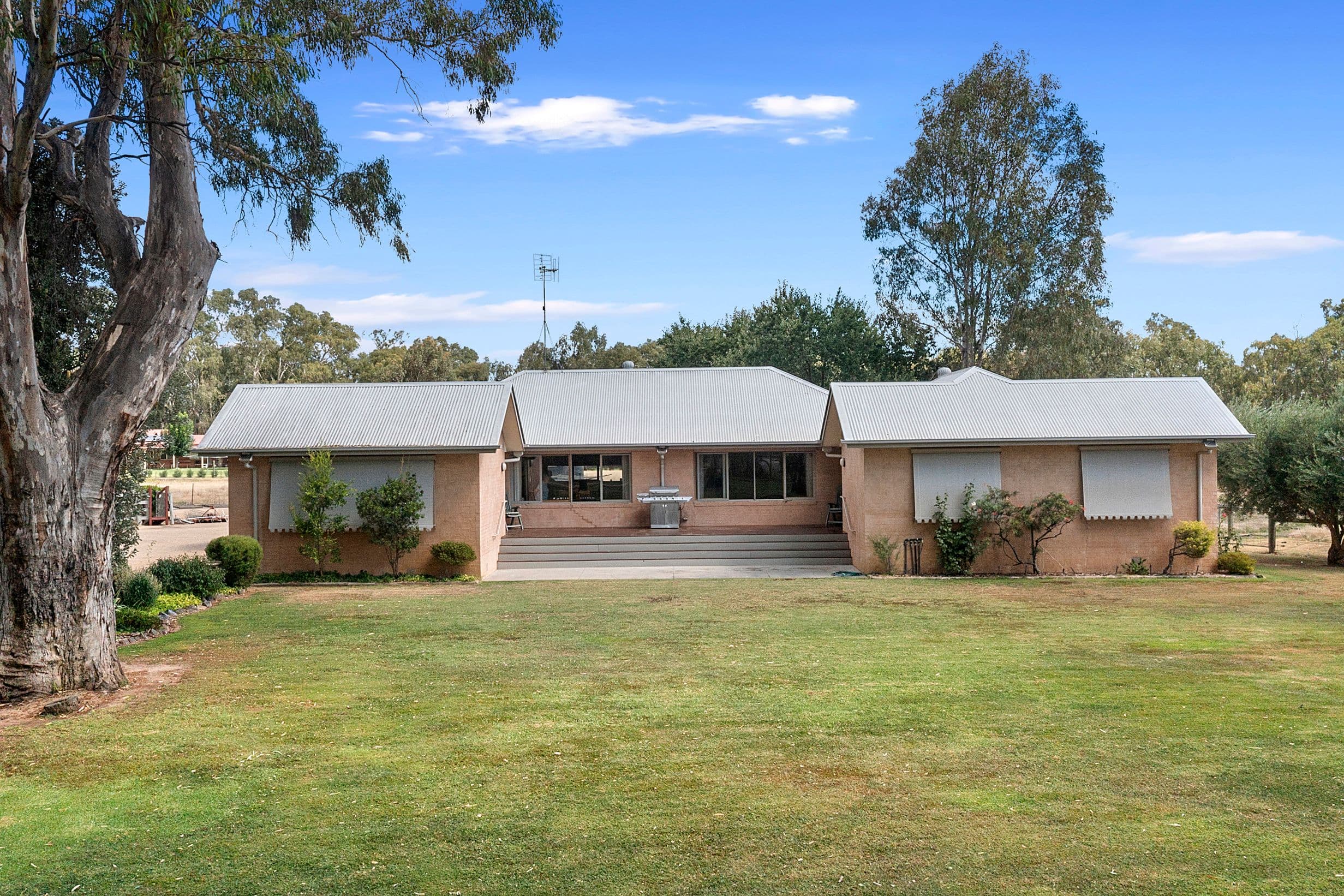 13 Murray Road, Koonoomoo VIC 3644, Koonoomoo - Image 1