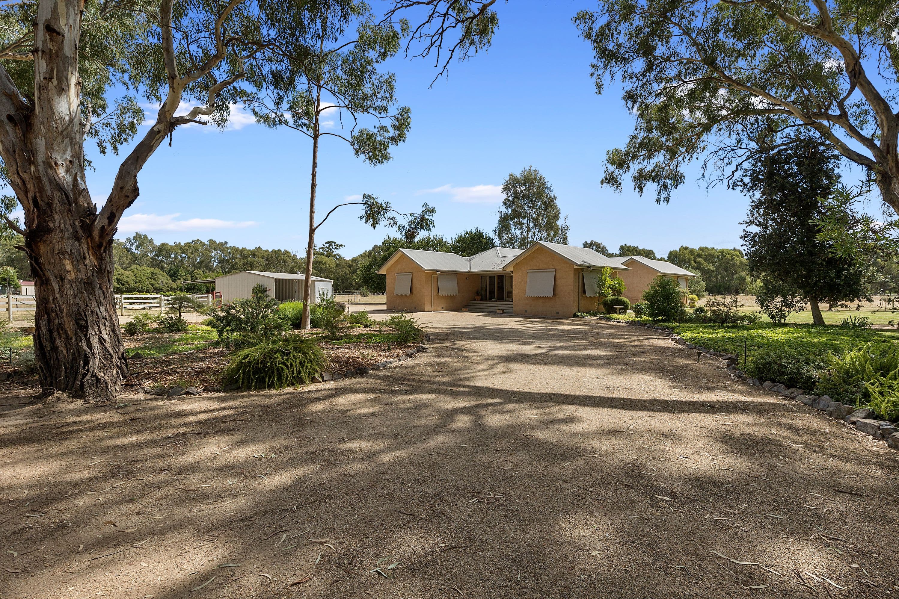 13 Murray Road, Koonoomoo VIC 3644, Koonoomoo - Thumbnail 4