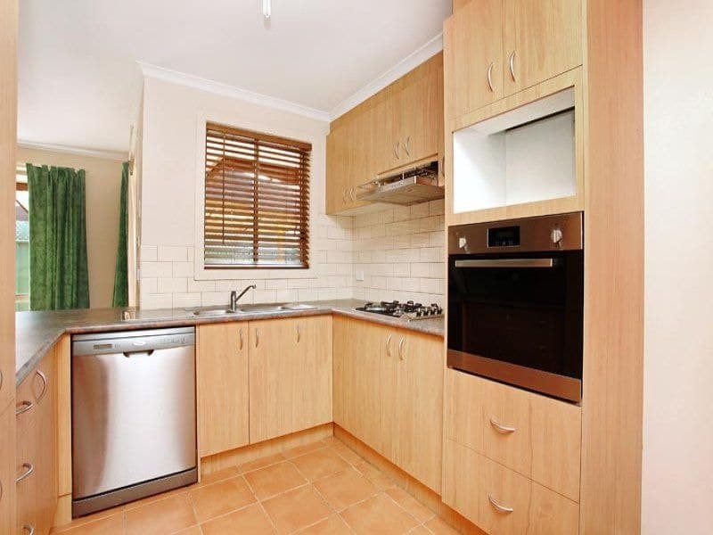 19 Moneghetti Place, Burnside - Thumbnail 3