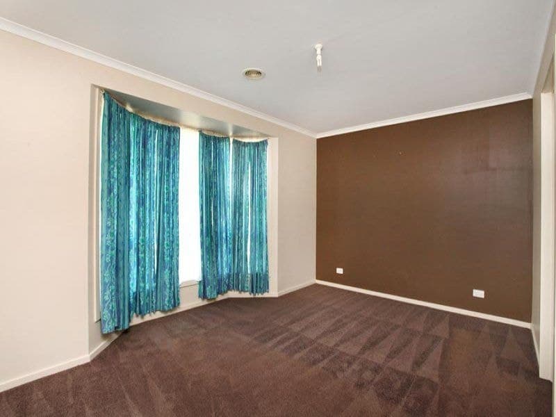 19 Moneghetti Place, Burnside - Thumbnail 6