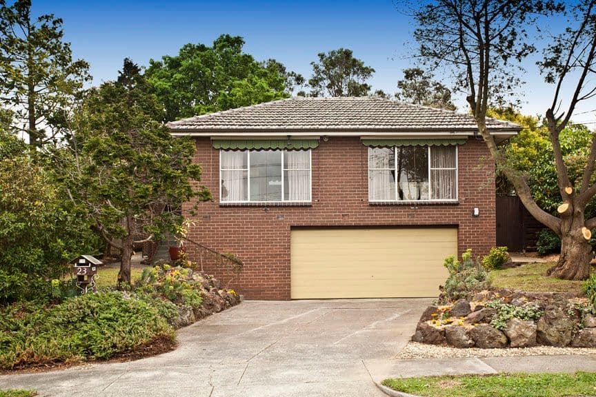 23 Saladin Avenue, GLEN WAVERLEY VIC 3150, Glen Waverley - Thumbnail 2