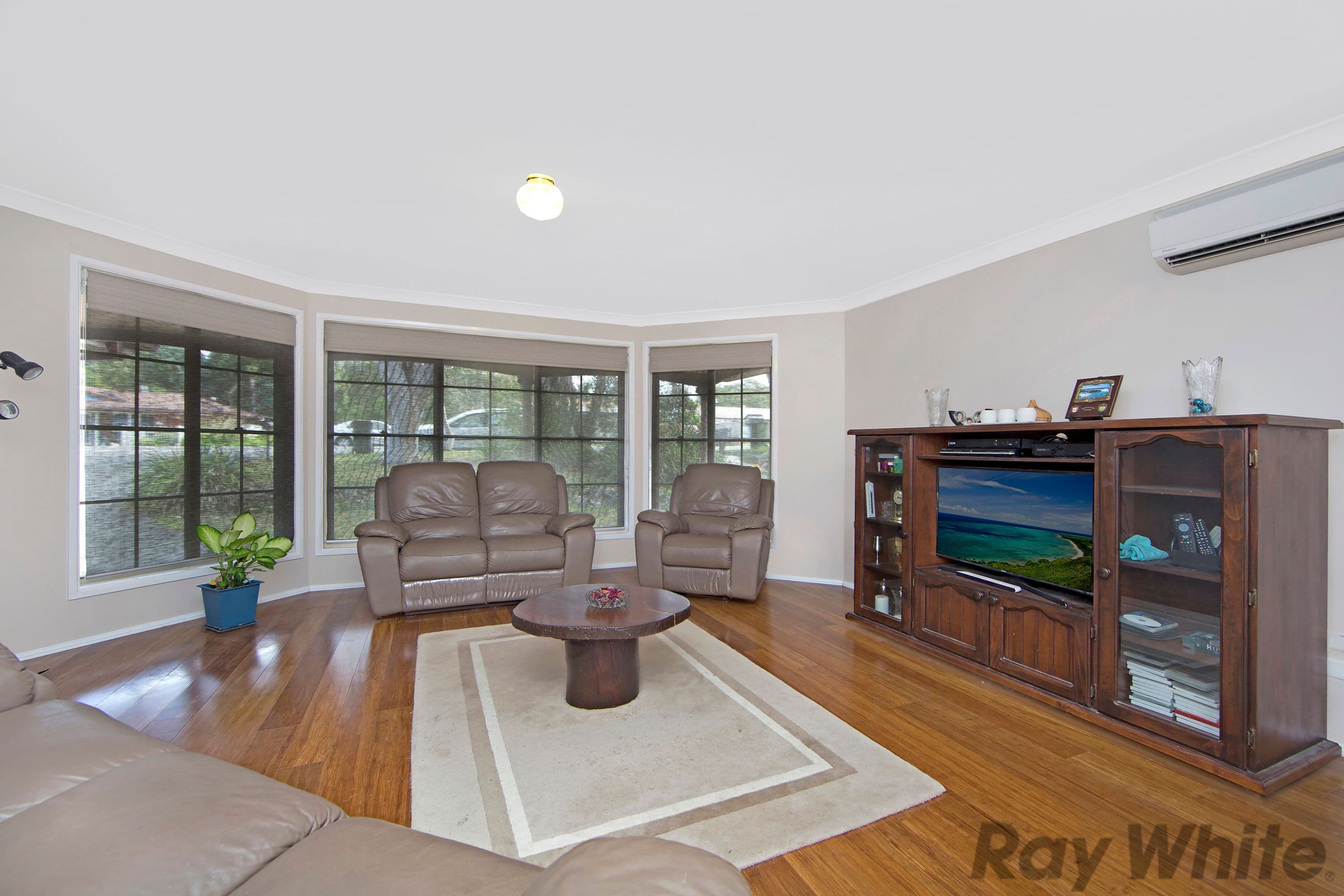83 Elizabeth Bay Drive, Lake Munmorah - Thumbnail 8