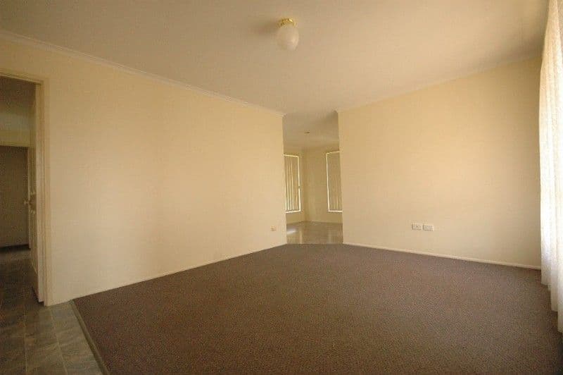 346 Mcdougall Street, GLENVALE QLD 4350, Glenvale - Thumbnail 2