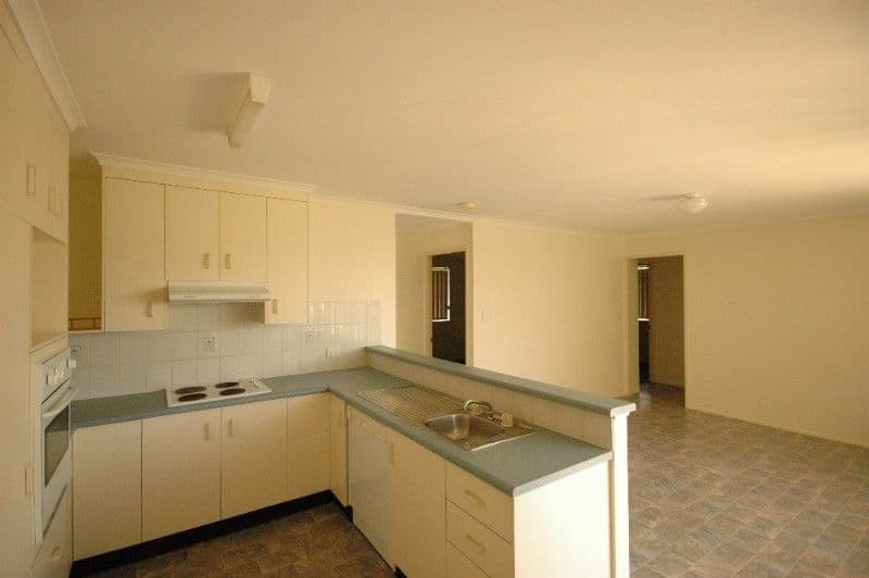 346 Mcdougall Street, GLENVALE QLD 4350, Glenvale - Thumbnail 4