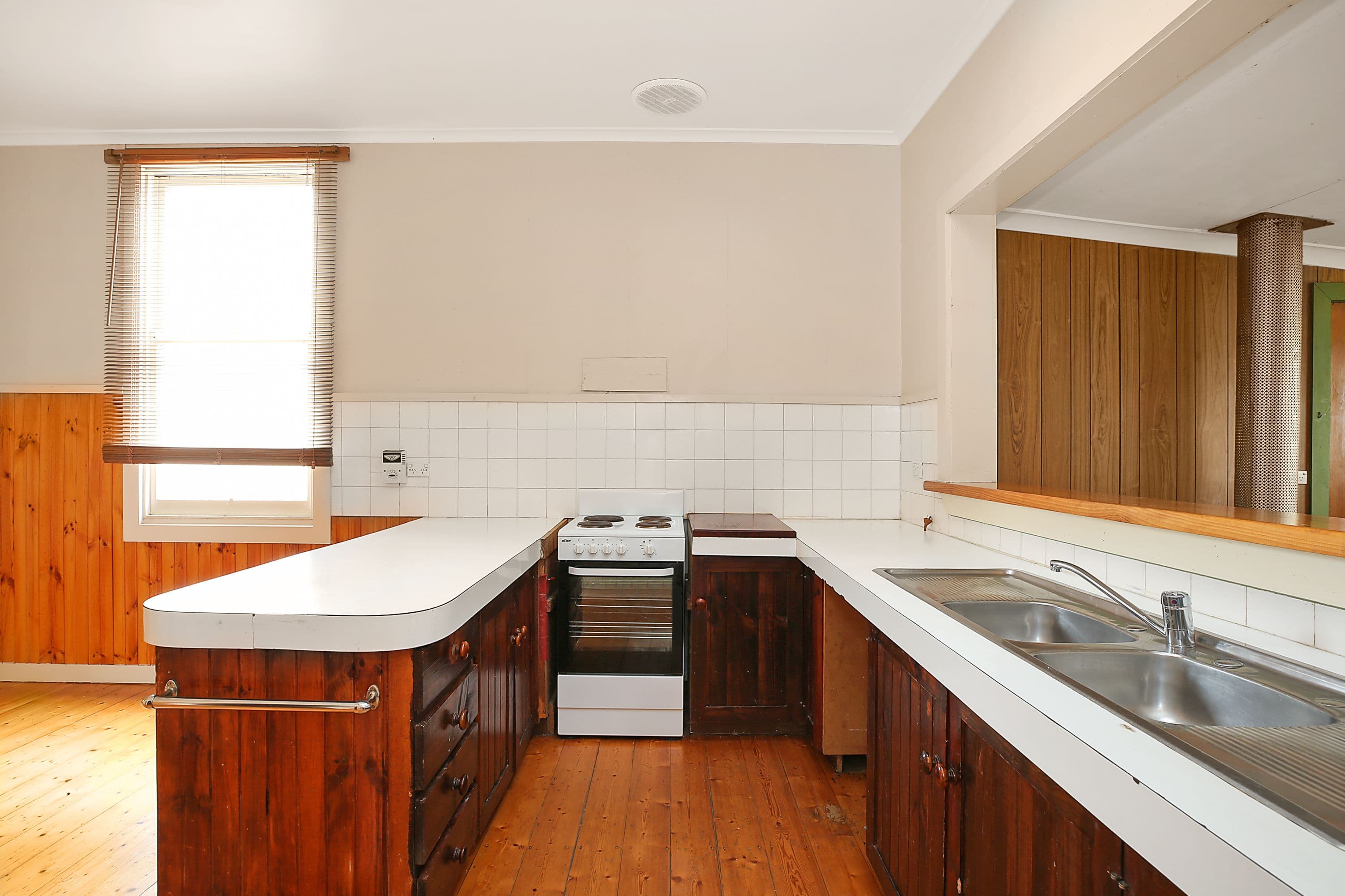 17 McKinnon Street, Camperdown VIC 3260, Camperdown - Thumbnail 3