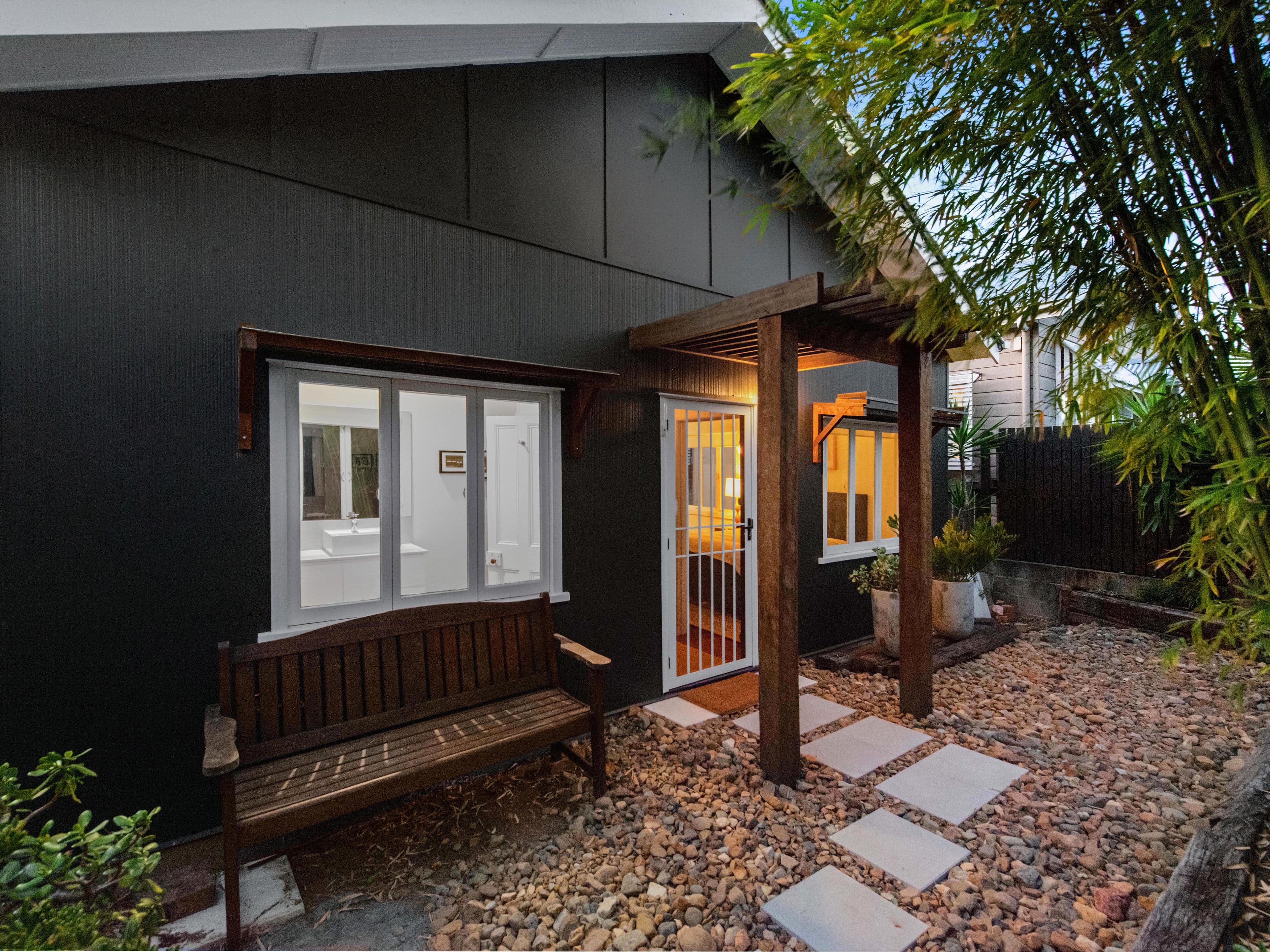 25 Middle Street, Highgate Hill QLD 4101, Highgate Hill - Thumbnail 3