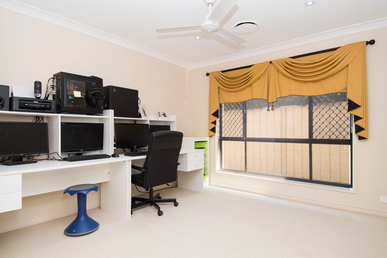 50 Ingles Circuit, Arundel QLD 4214, Arundel - Thumbnail 5