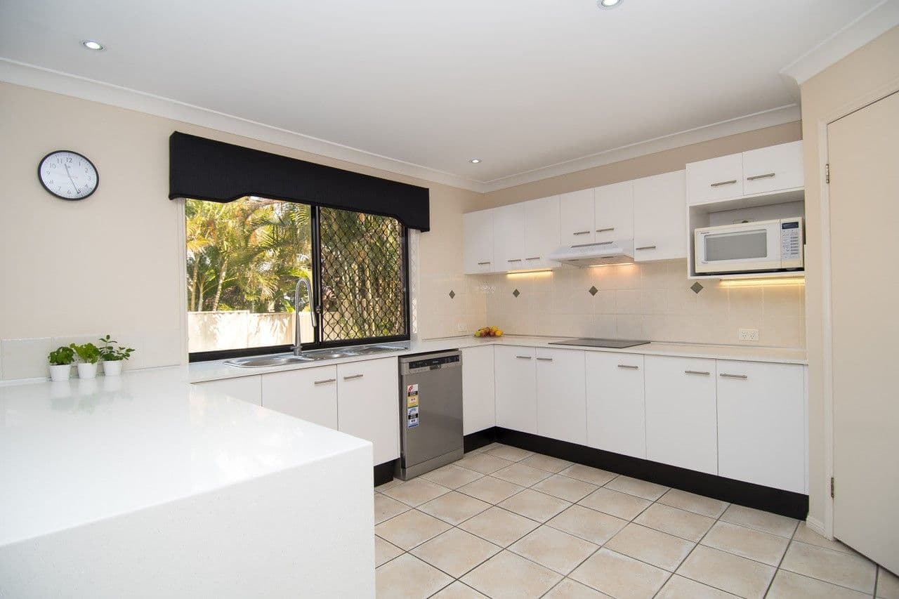 50 Ingles Circuit, Arundel QLD 4214, Arundel - Thumbnail 6