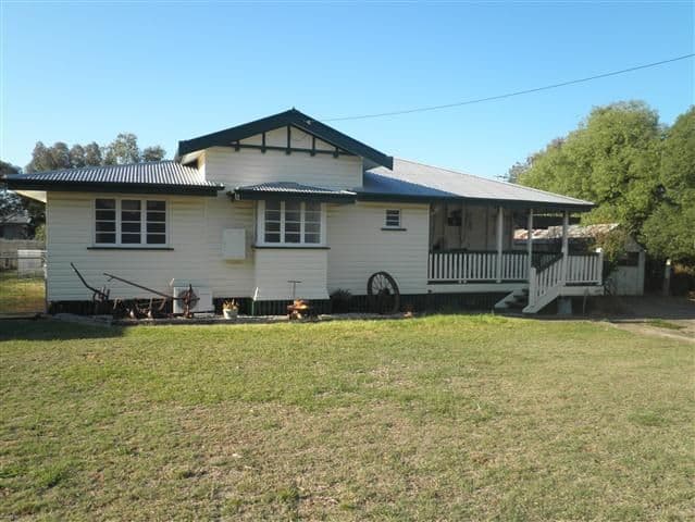 9 Timbury Street, ROMA QLD 4455, Roma - Image 1