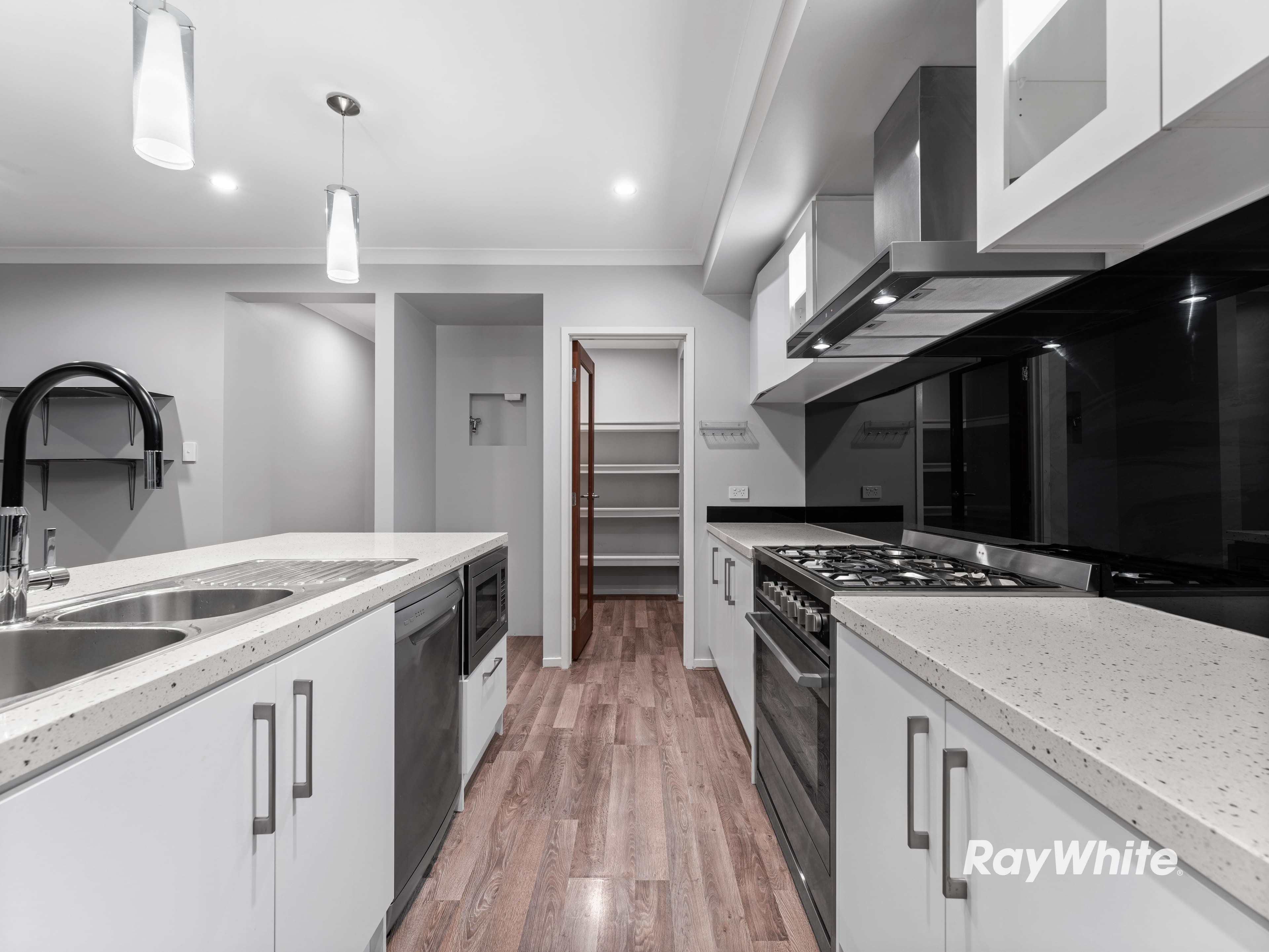 30 John Storey Court, Park Ridge QLD 4125, Park Ridge - Thumbnail 5
