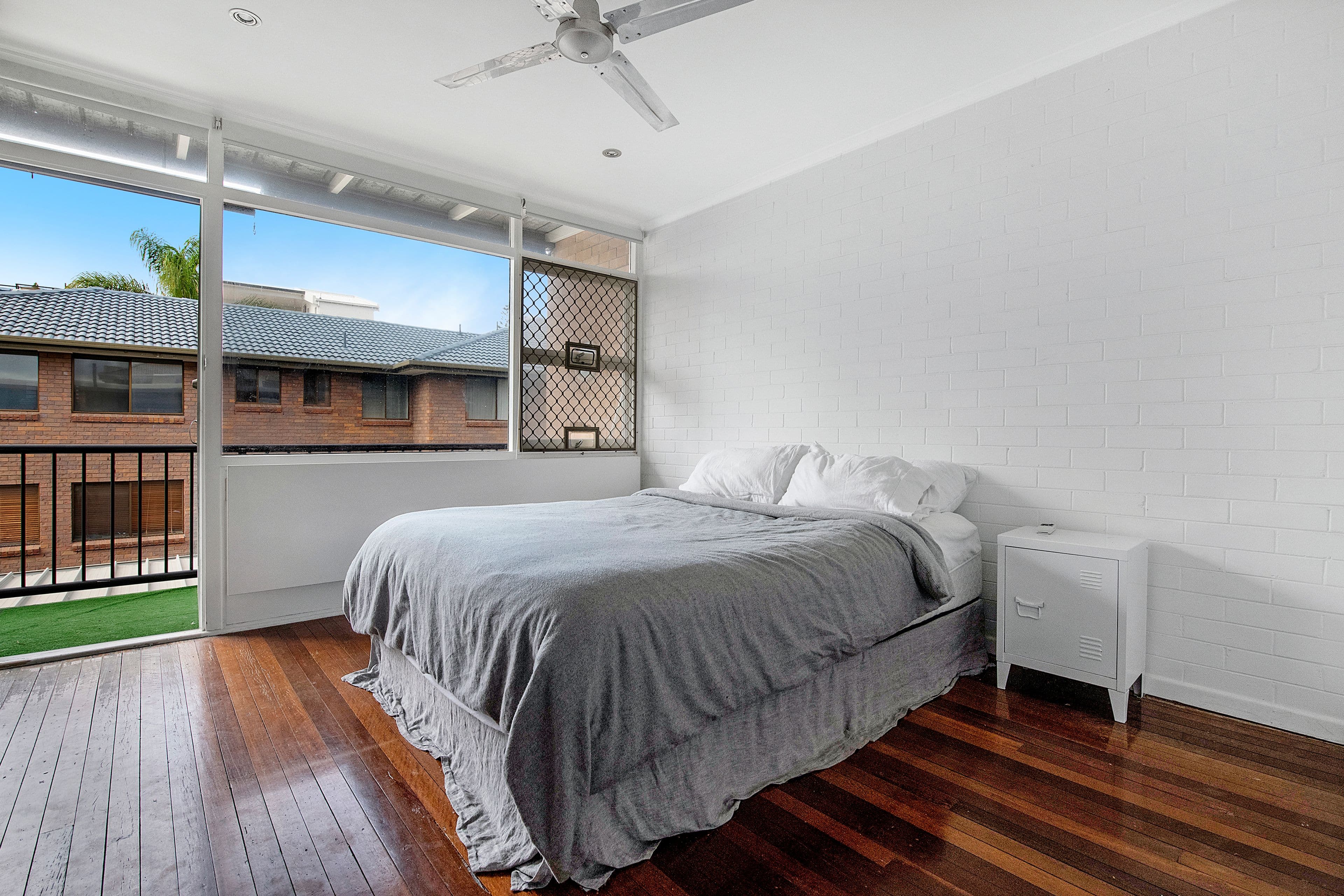 18 Peerless Avenue, Mermaid Beach QLD 4218, Mermaid Beach - Thumbnail 3