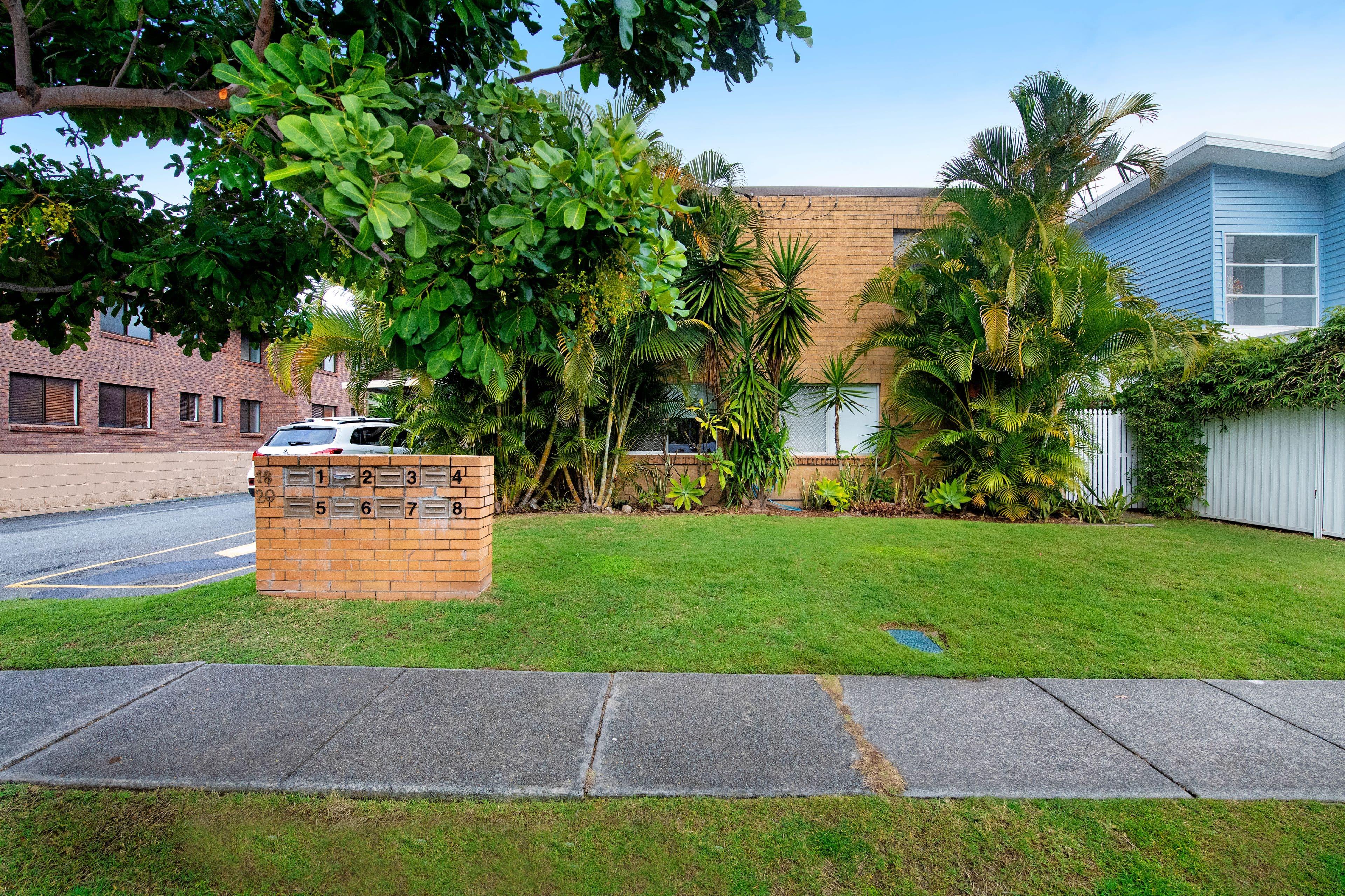 18 Peerless Avenue, Mermaid Beach QLD 4218, Mermaid Beach - Thumbnail 8