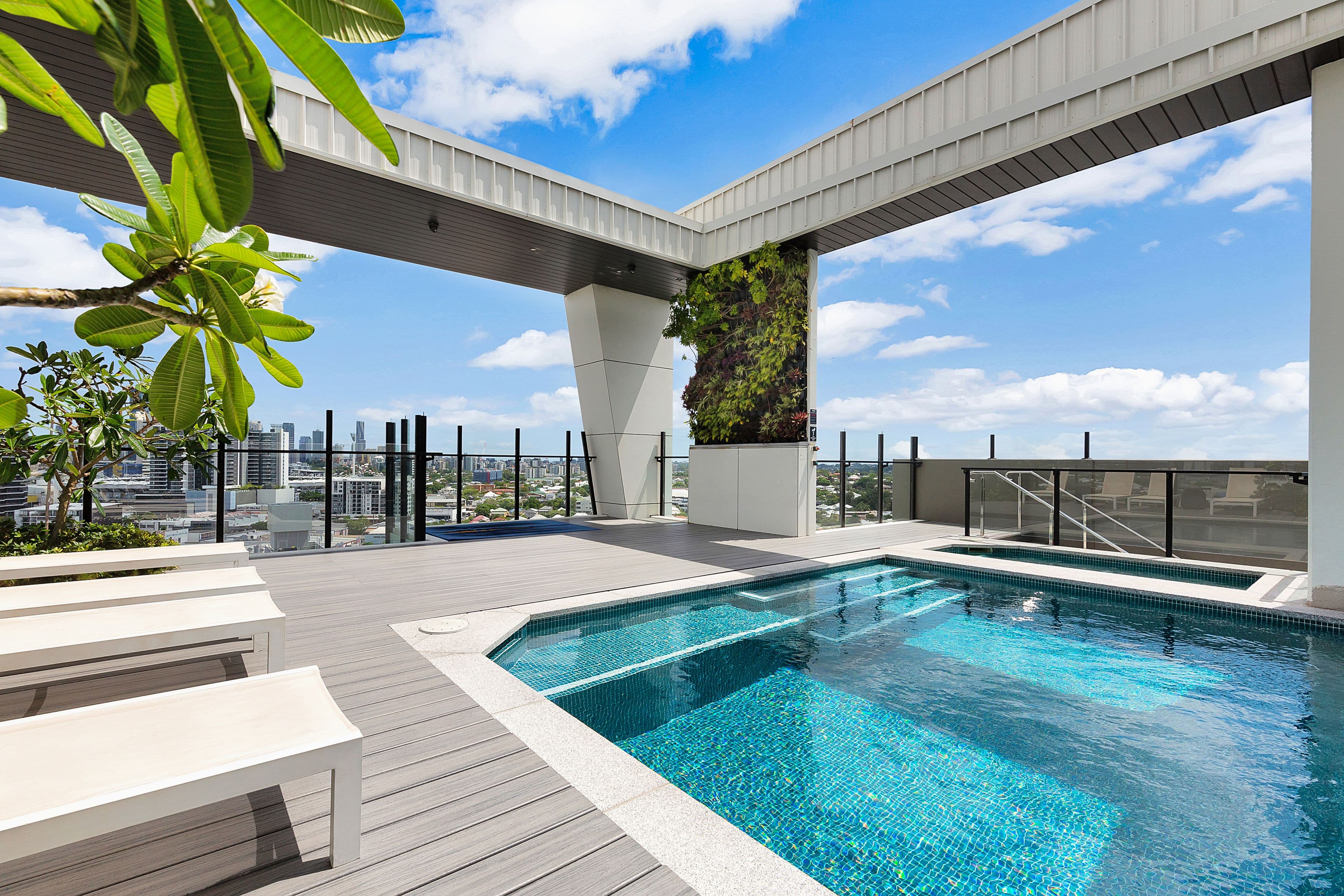 148 Logan Road, Woolloongabba QLD 4102, Woolloongabba - Image 1