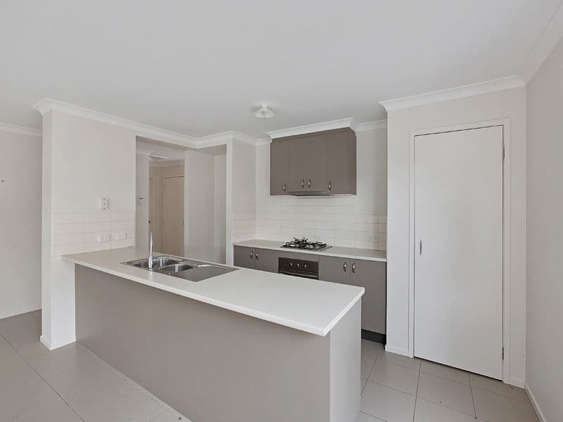 8 Rowanval Terrace, MERNDA VIC 3754, Mernda - Thumbnail 3