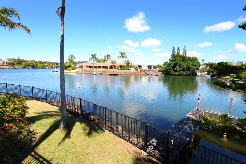 22 Binda Place, SORRENTO QLD 4217, Sorrento - Image 1