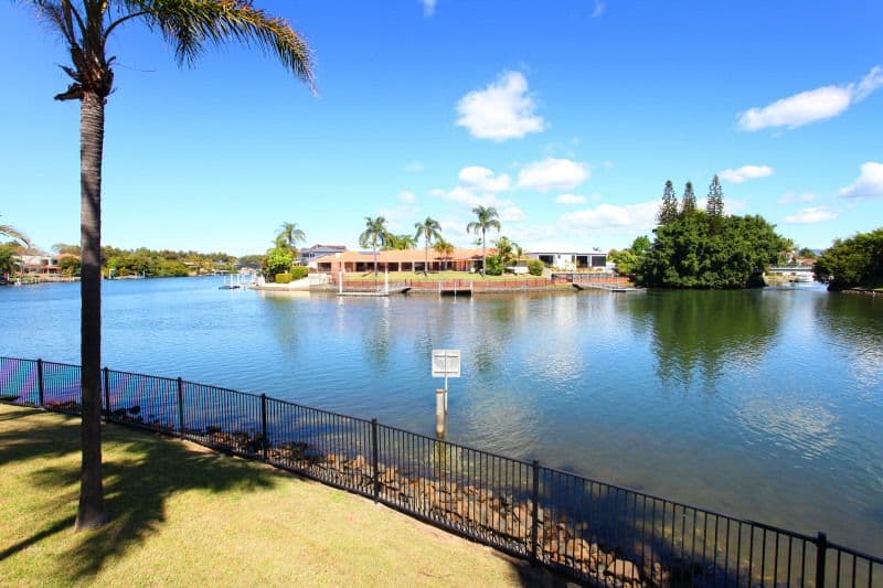 22 Binda Place, SORRENTO QLD 4217, Sorrento - Thumbnail 3