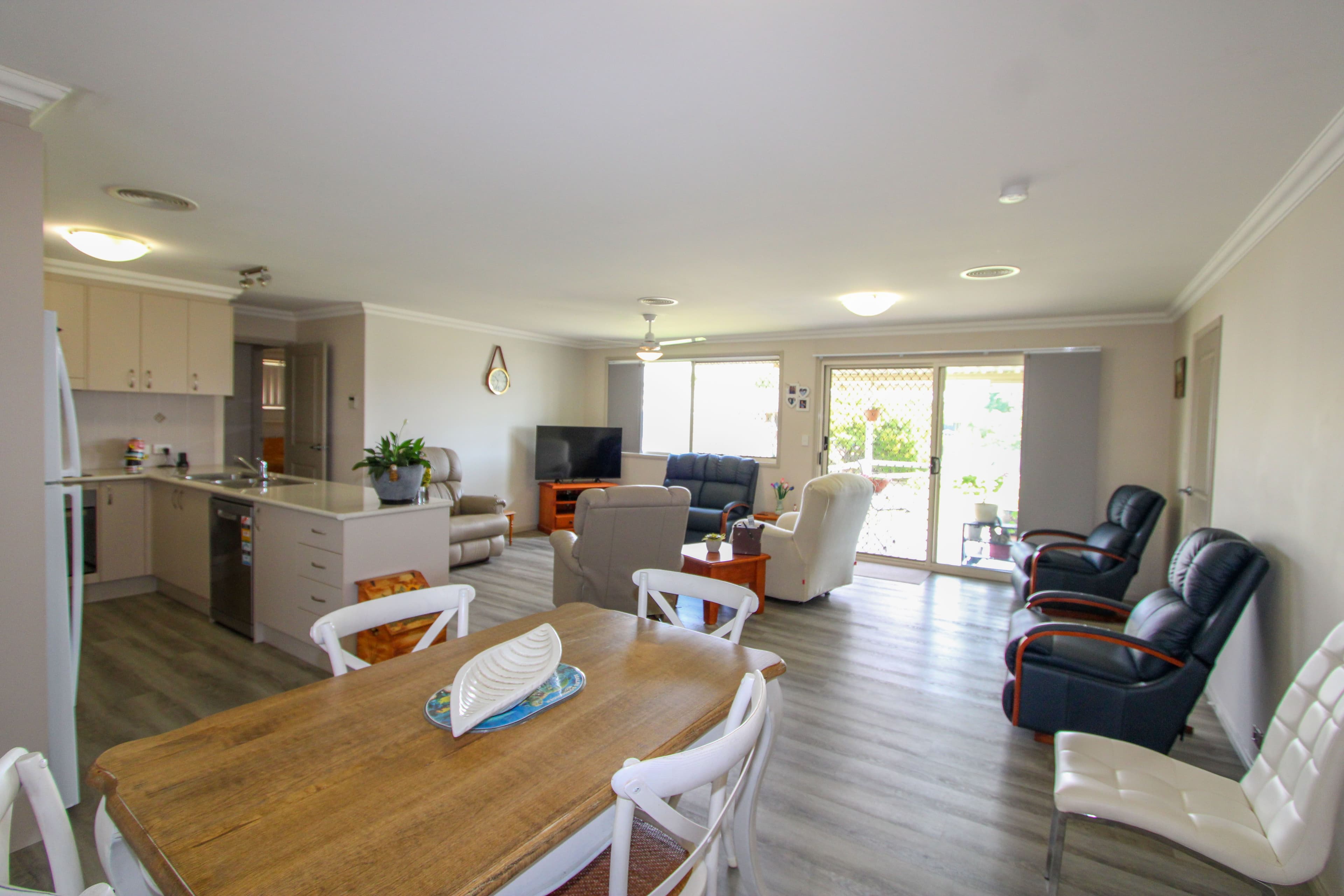 1 Wesley Street, Inverell NSW 2360, Inverell - Thumbnail 3
