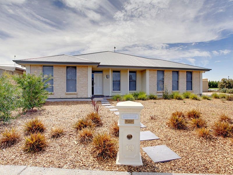 19 Halcyon Circuit, ALDINGA BEACH SA 5173, Aldinga Beach - Image 1