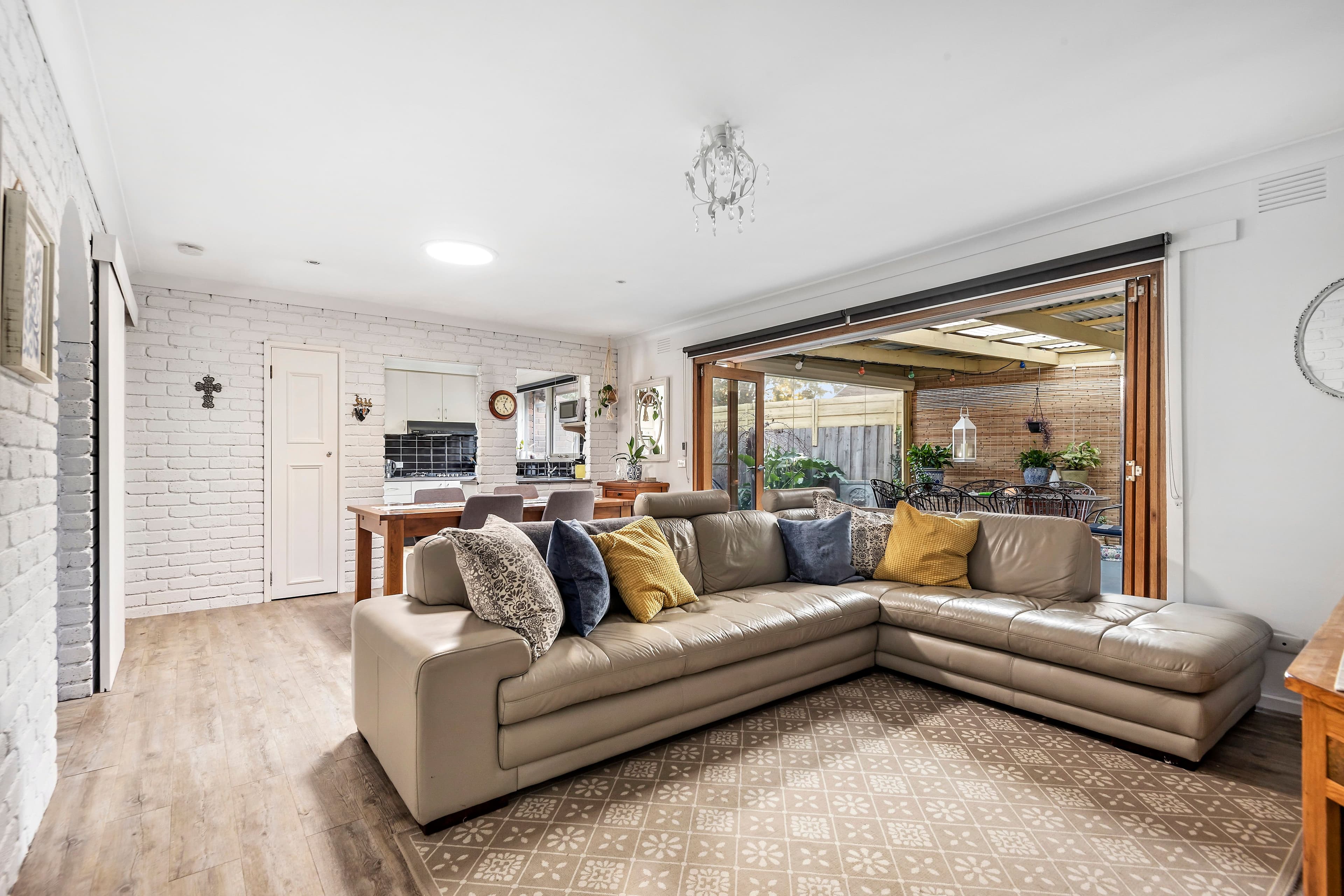 75 Lipton Drive, Frankston VIC 3199, Frankston - Thumbnail 2