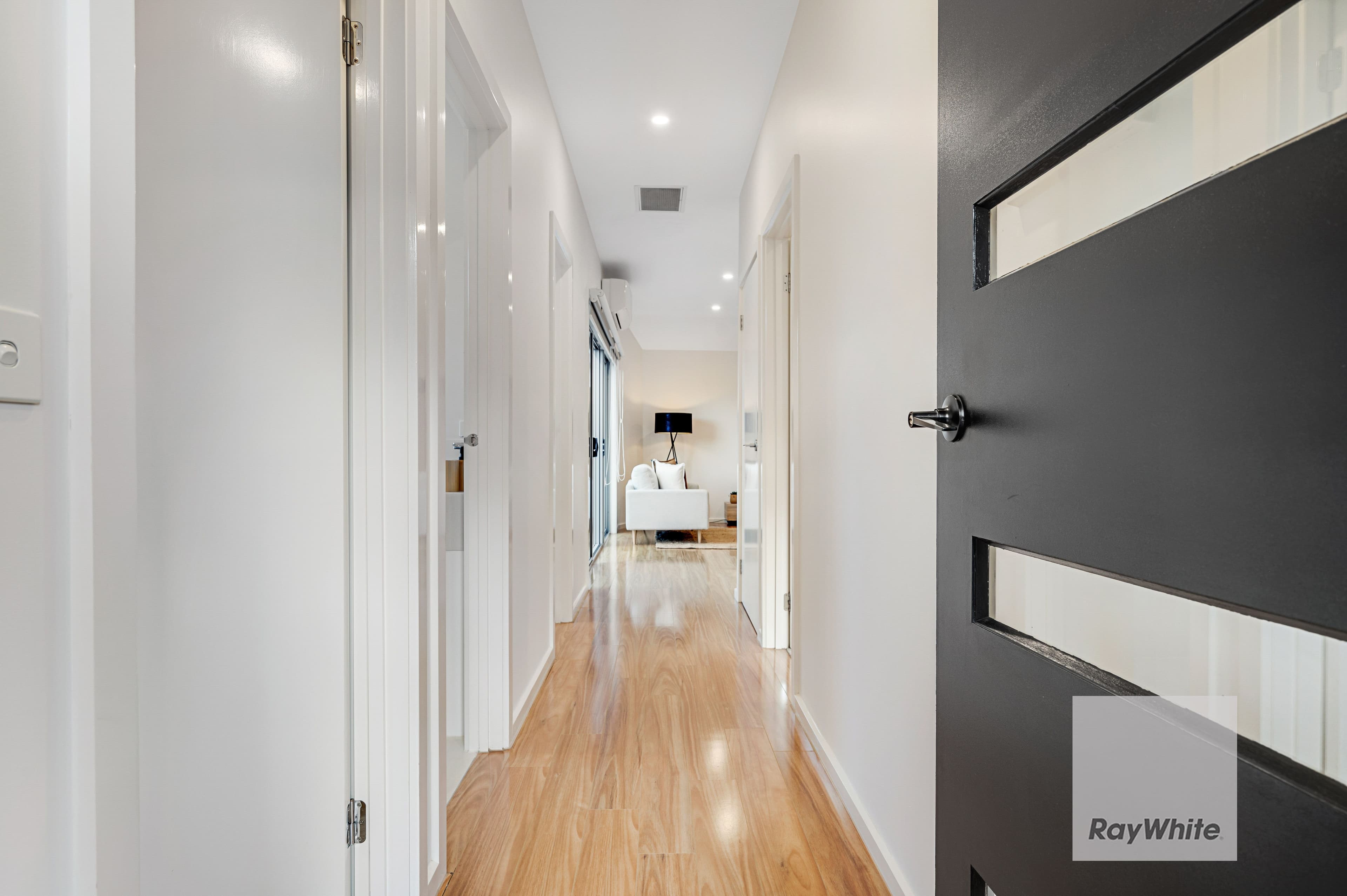 4 Hopetoun Court, Westmeadows VIC 3049, Westmeadows - Thumbnail 3