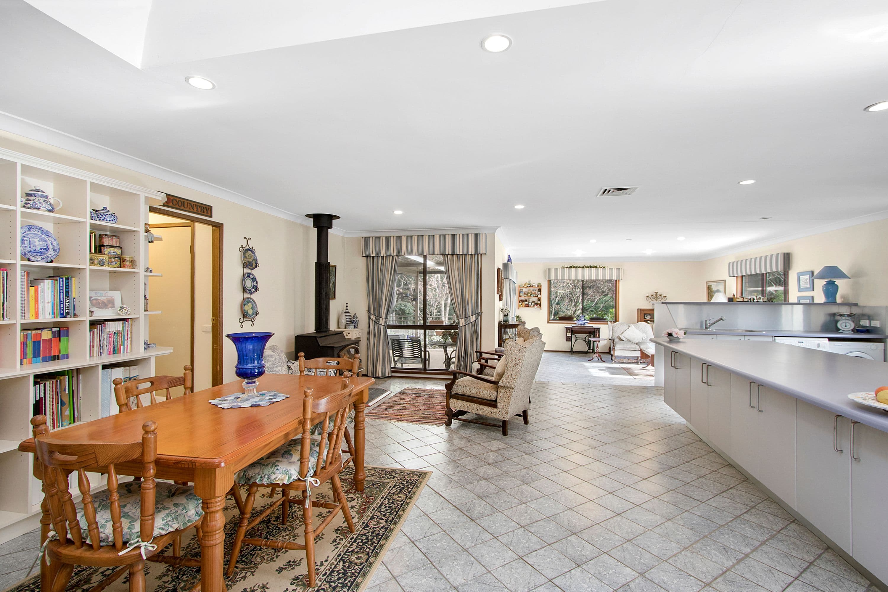 61 Warks Hill Road, Kurrajong Heights - Thumbnail 3