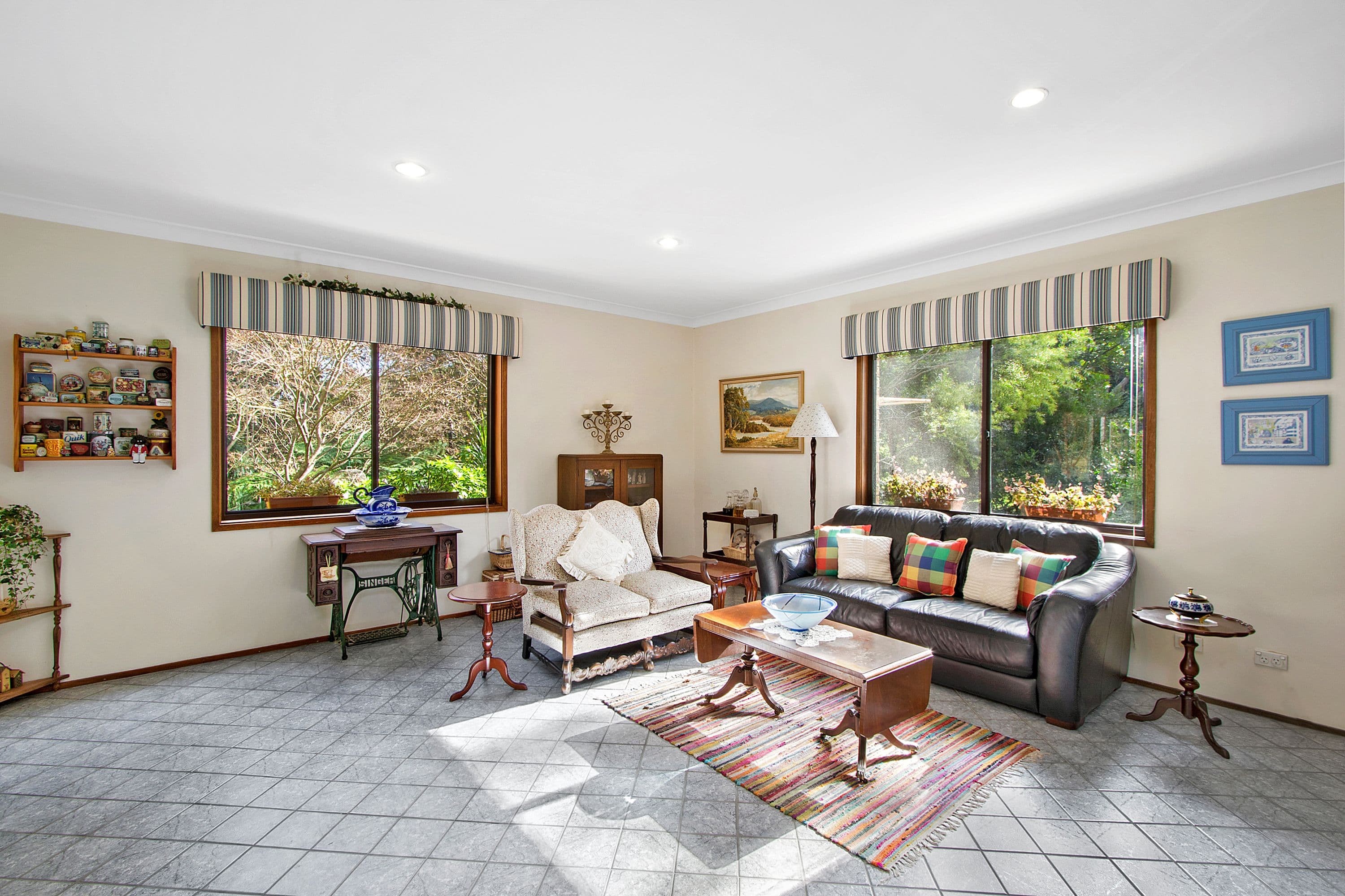 61 Warks Hill Road, Kurrajong Heights - Thumbnail 7
